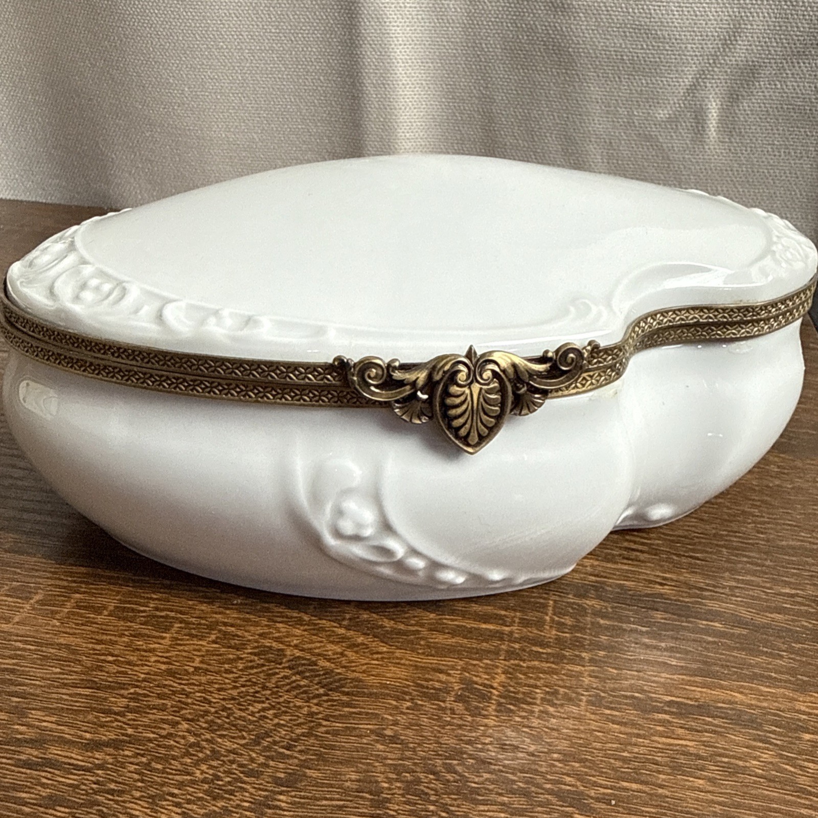 Vintage Société Limousine SL Limoges France Large Porcelain Jewelry Box 8” Blank