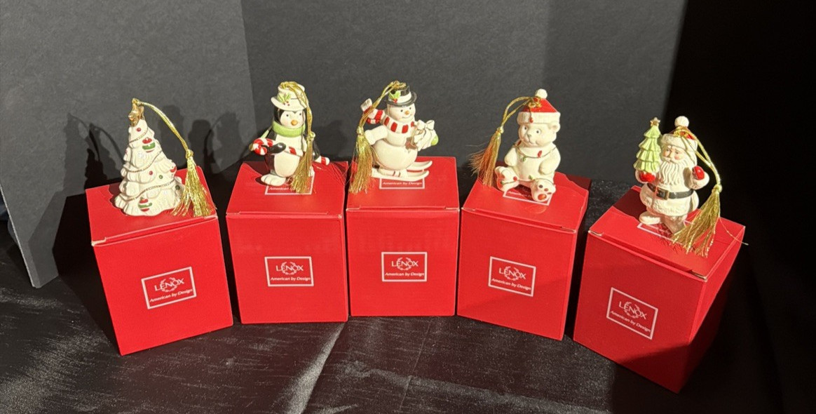 LENOX VERY MERRY CHRISTMAS PORCELAIN ORNAMENTS SET OF 5 SKU #856361 NIB Box Tear