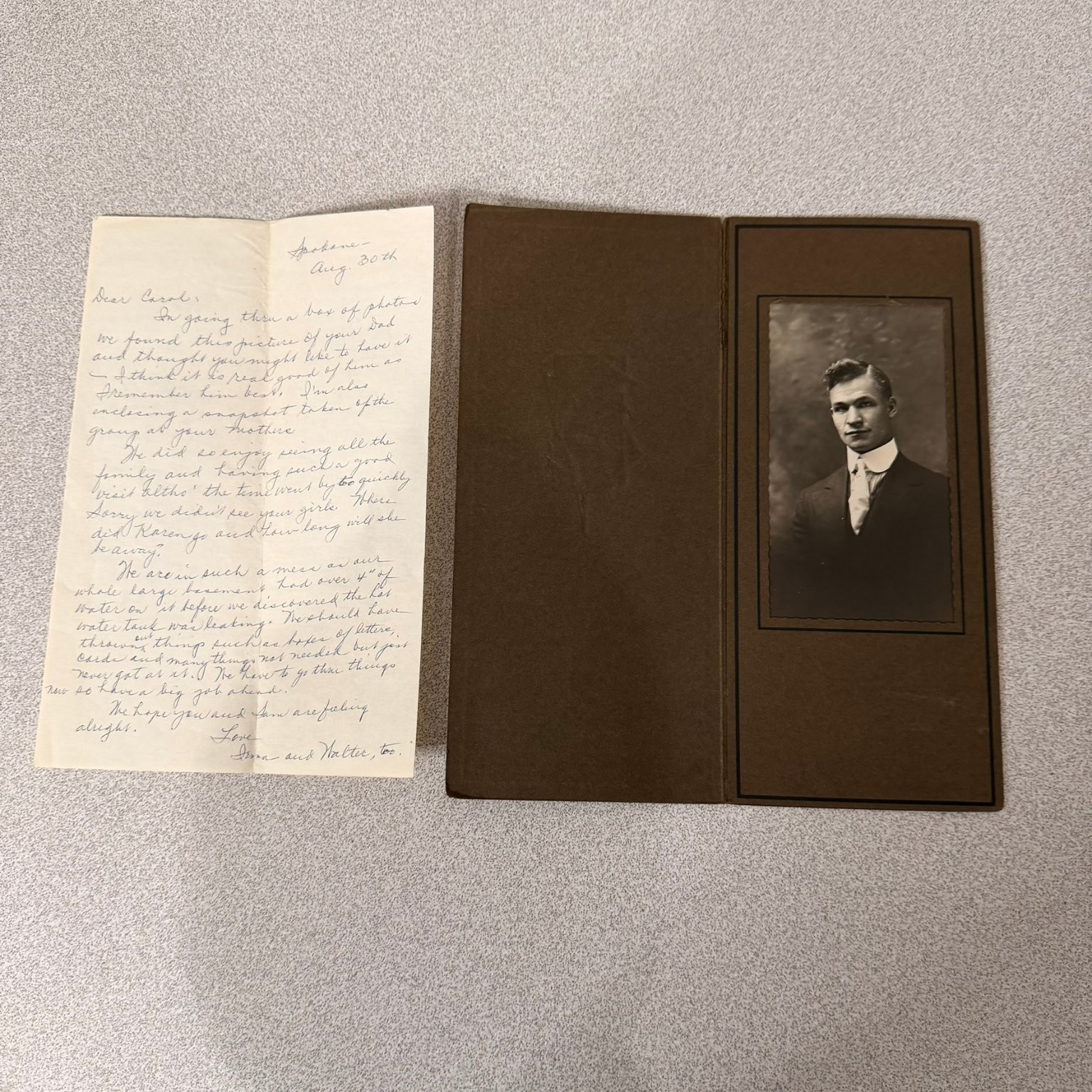 Early 1900s Portrait Young Man Photograph Mounted Folio Spokane Letter Folder