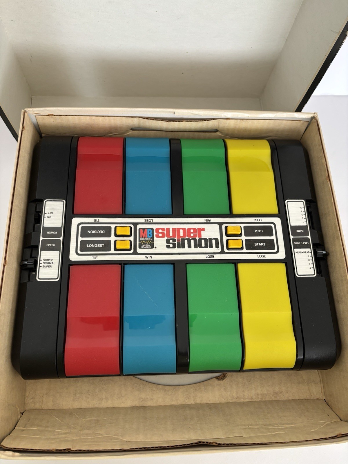 Vintage 1979 Milton Bradley Super Simon Electronic Memory Game For Parts