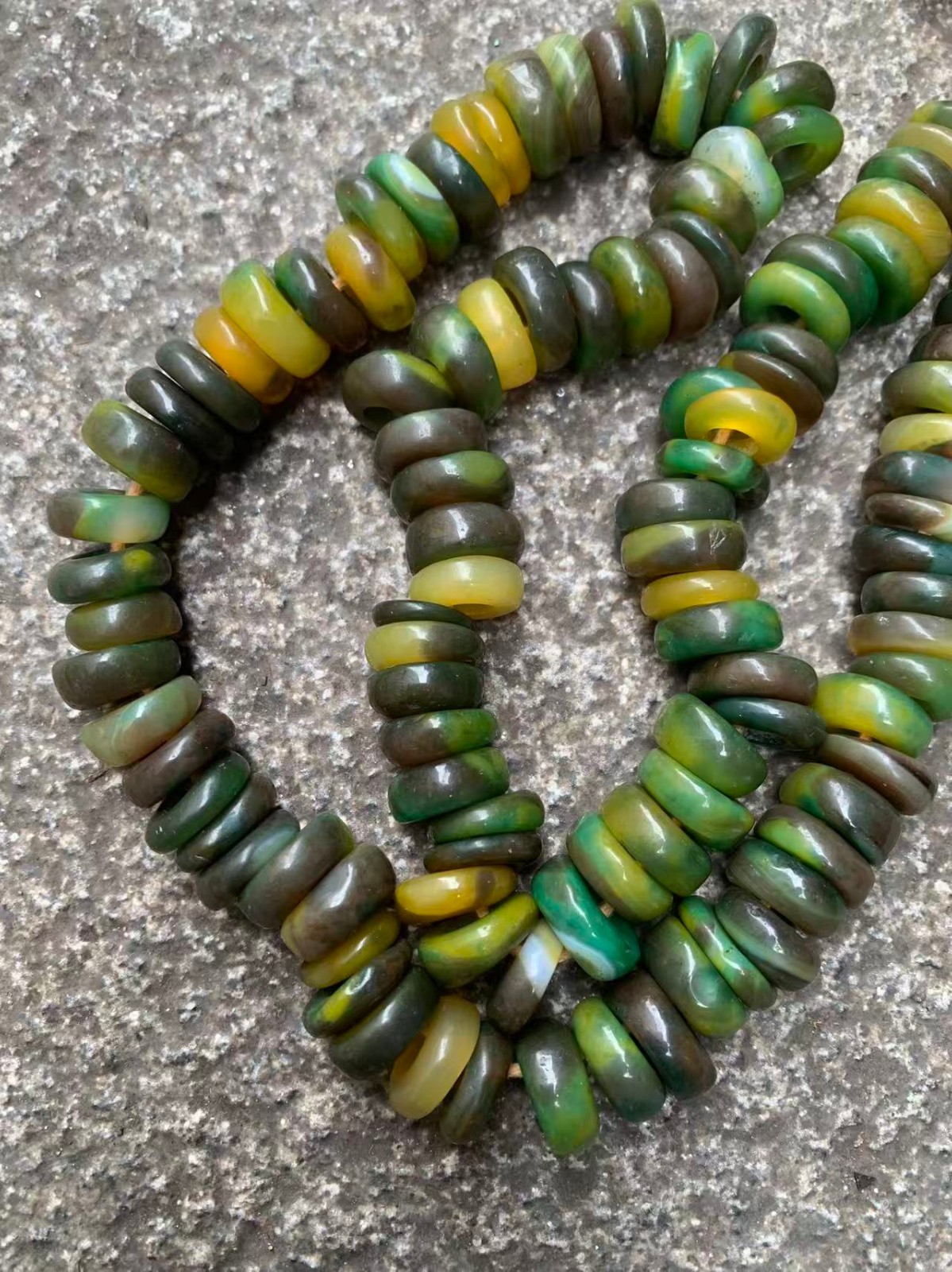 Wonderful Tibetan Natural Agate Dzi 108 Disc Large Hole Beads Short Necklace 