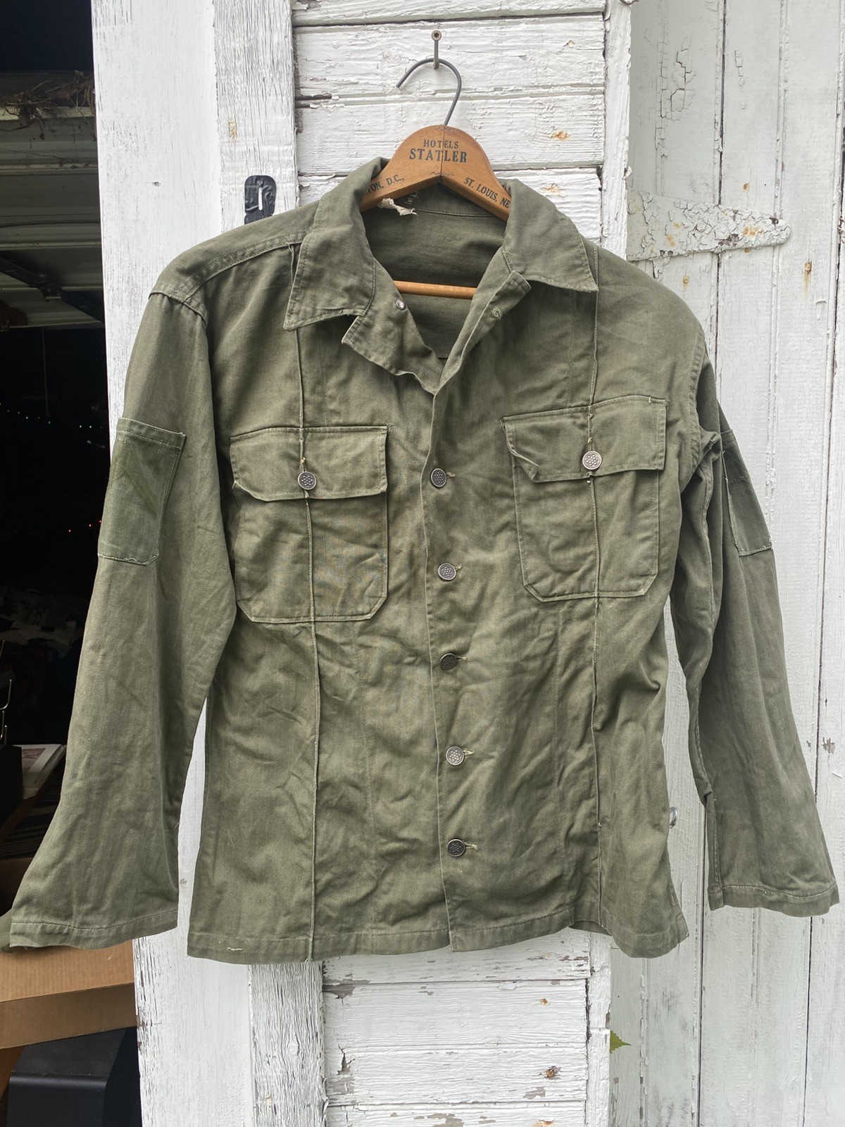 WW2 HBT Jacket Coat Mens M-43 WWII 13 Star Buttons - 20.5 x 29