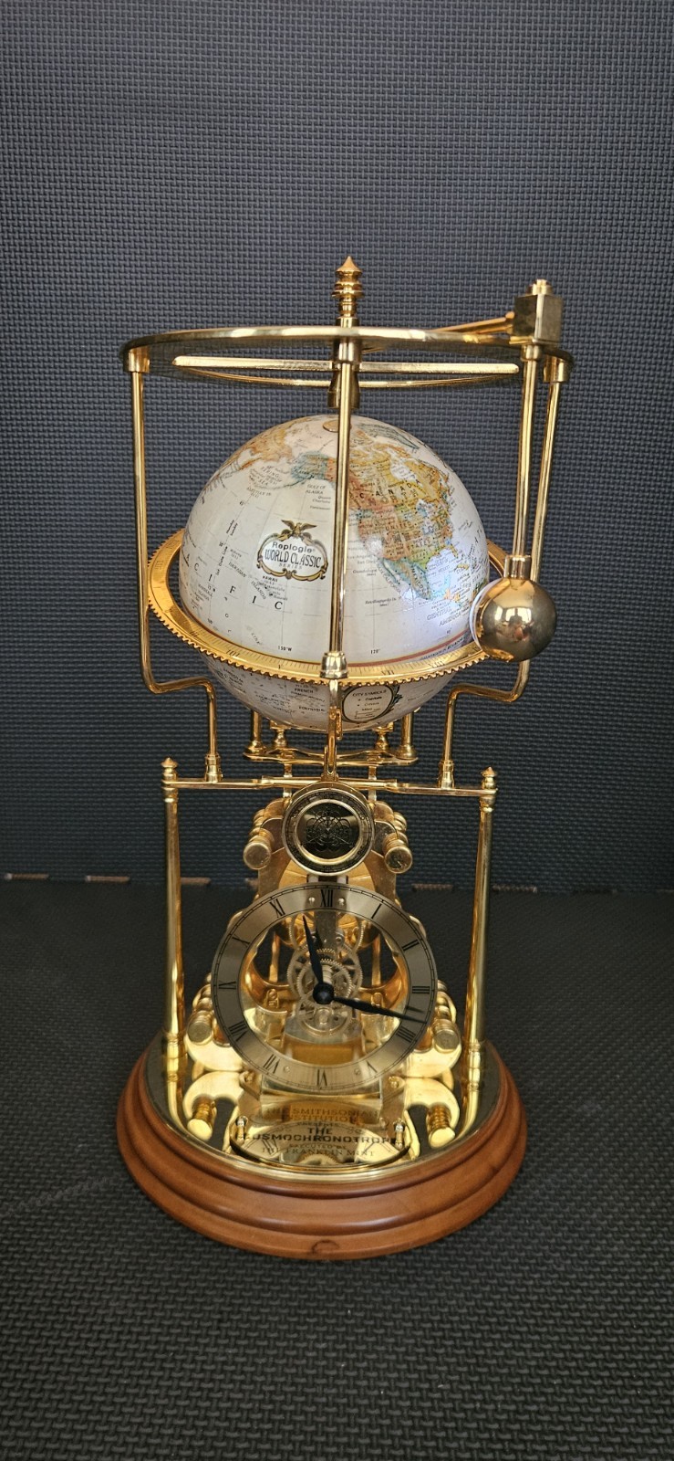WORKING VTG Franklin Mint Smithsonian Institute The Cosmochronotrope Globe Clock