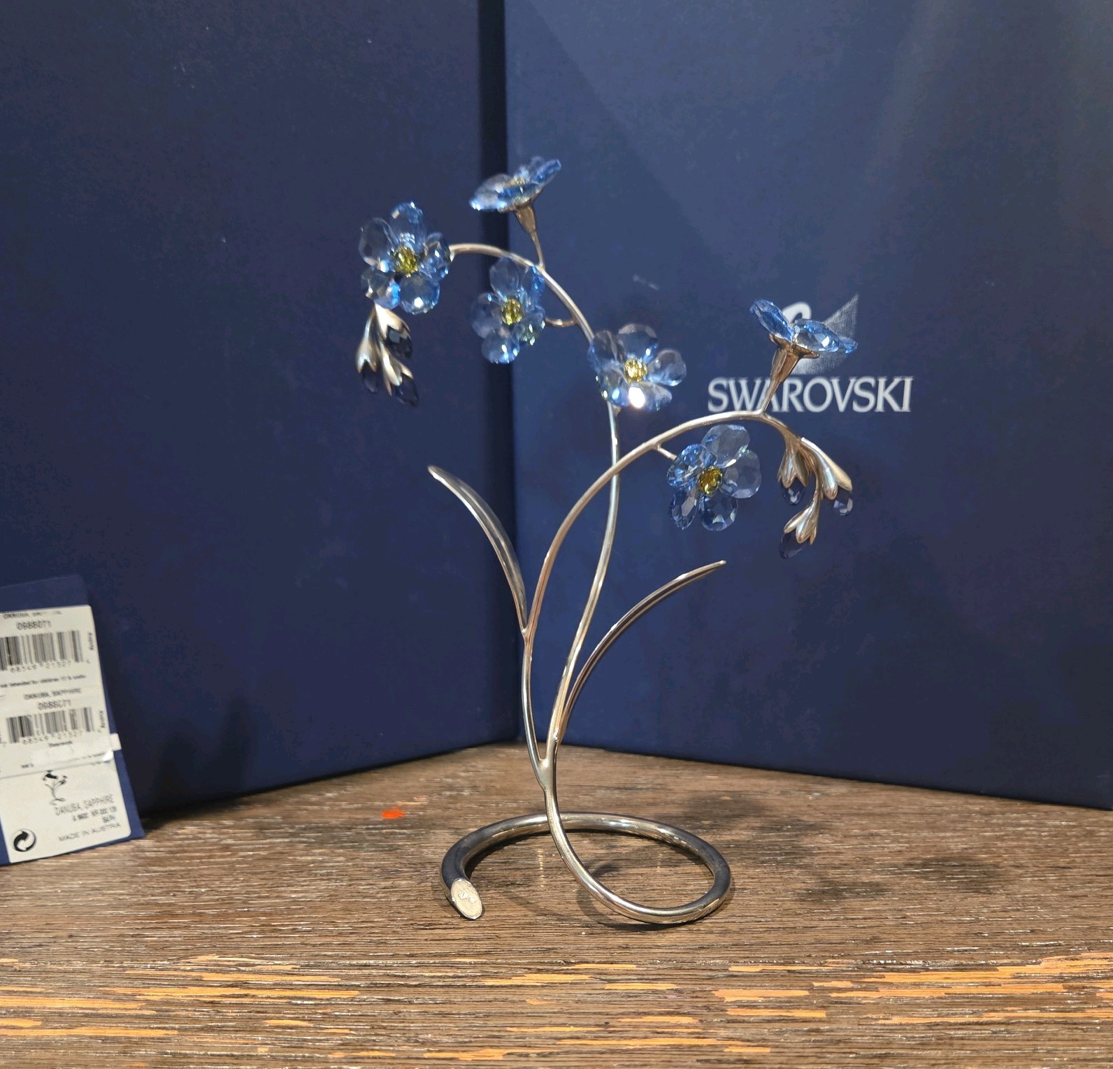 Swarovski Paradise Flower Sapphire Danube 0988071 With Box and Tag