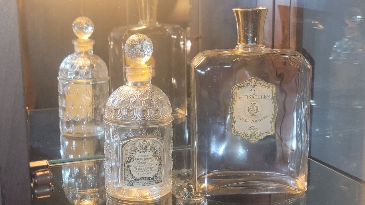 Pair of vintage cologne bottles: Guerlain 