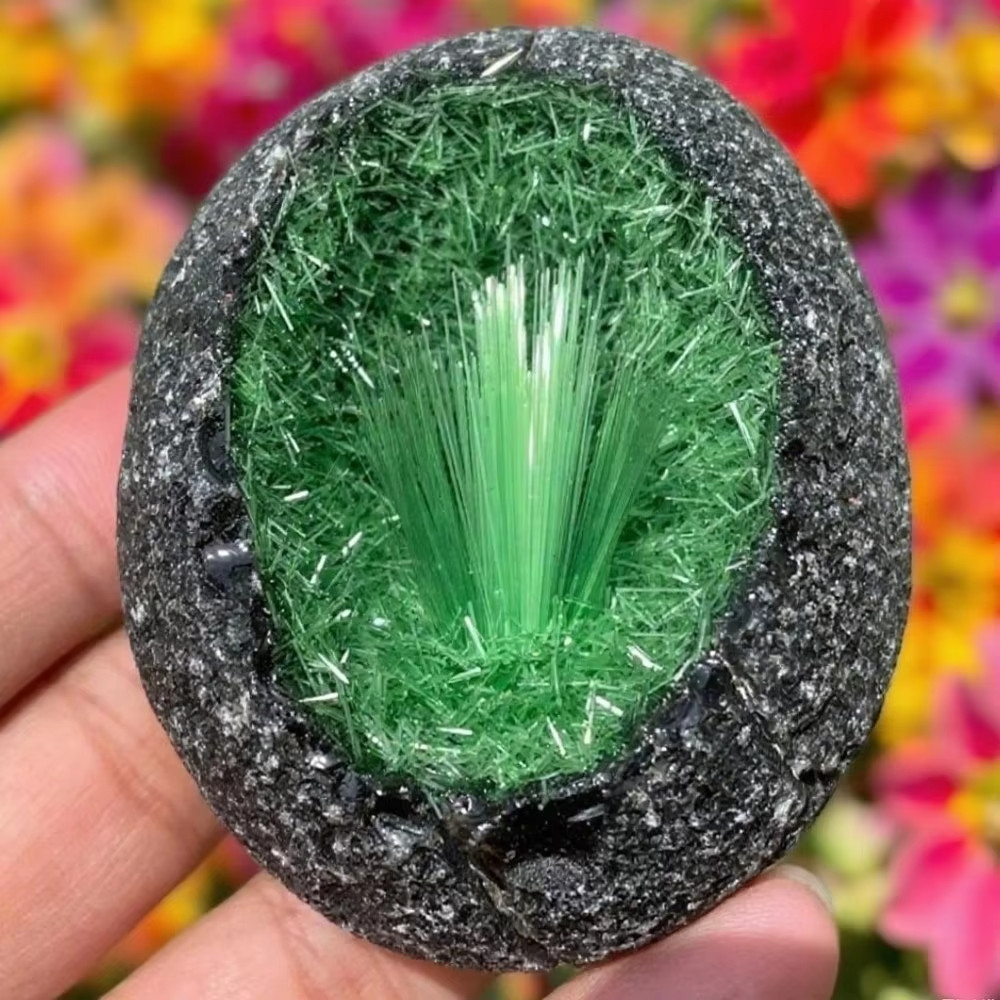 Rare Natural Meteorite Quartz Crystal Specimen Goethite Green Copper Ore Decor