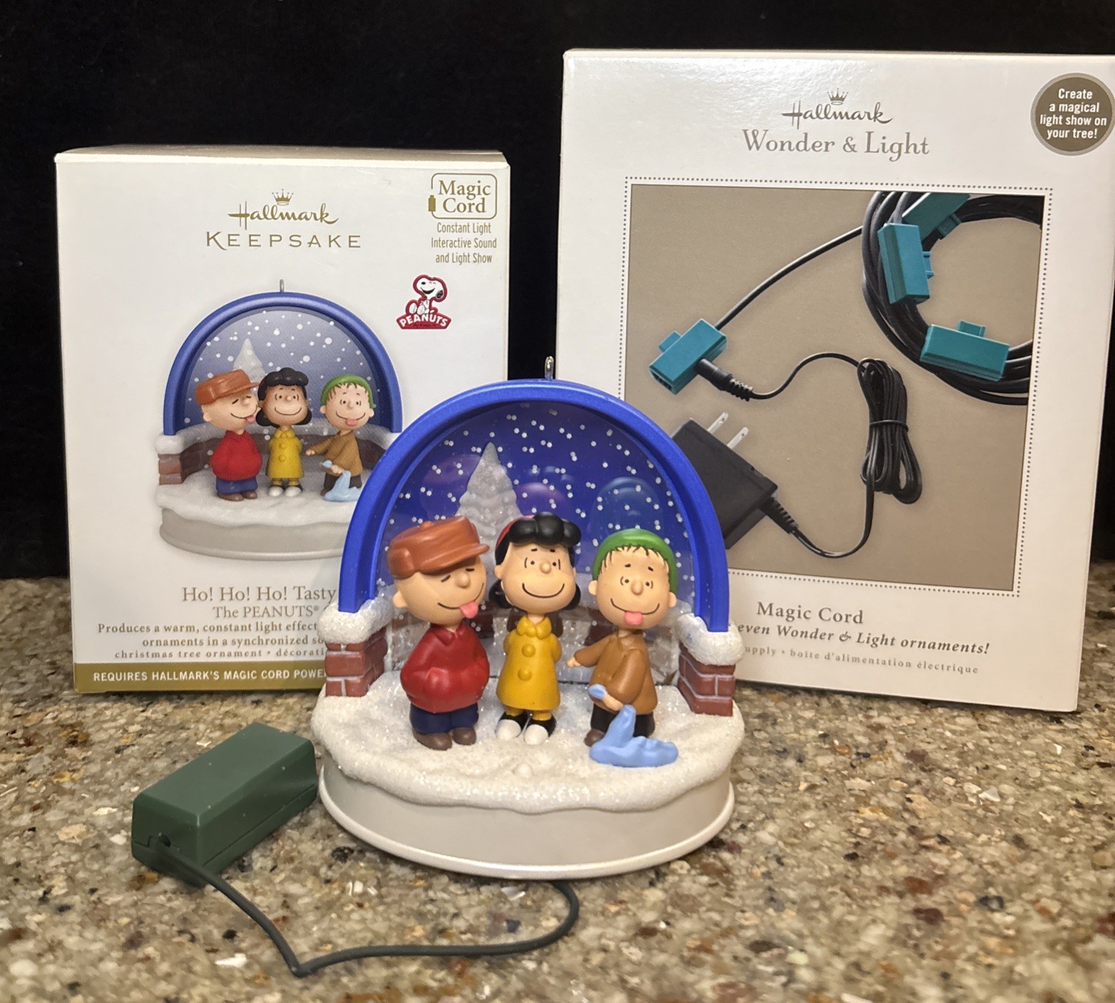 Hallmark Keepsake Peanuts Ornament Ho Ho Tasty Snow And Hallmark Magic Cord MIB