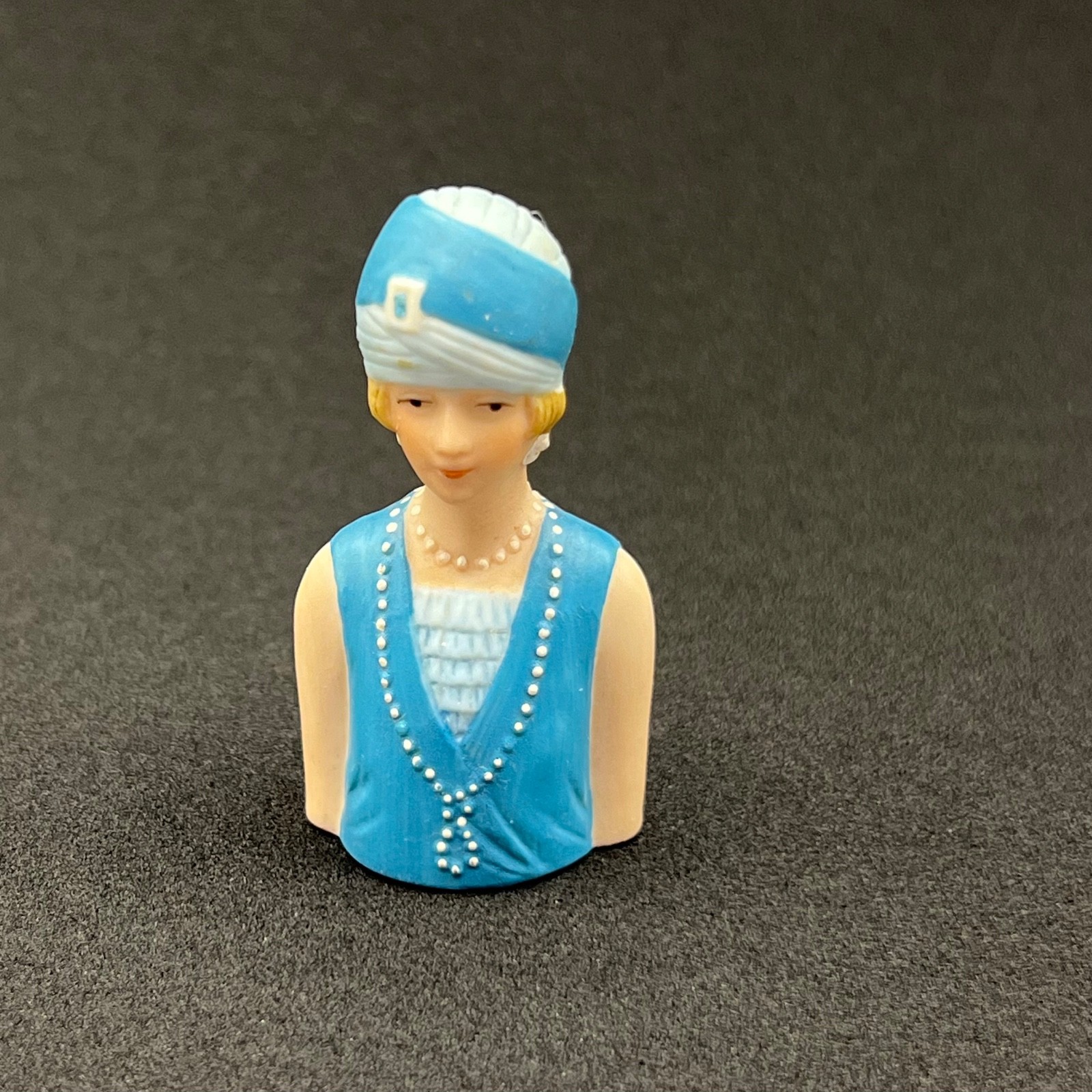 Vintage Avon Porcelain Sewing Thimble 1983 1920s Flapper Dress American Fashion
