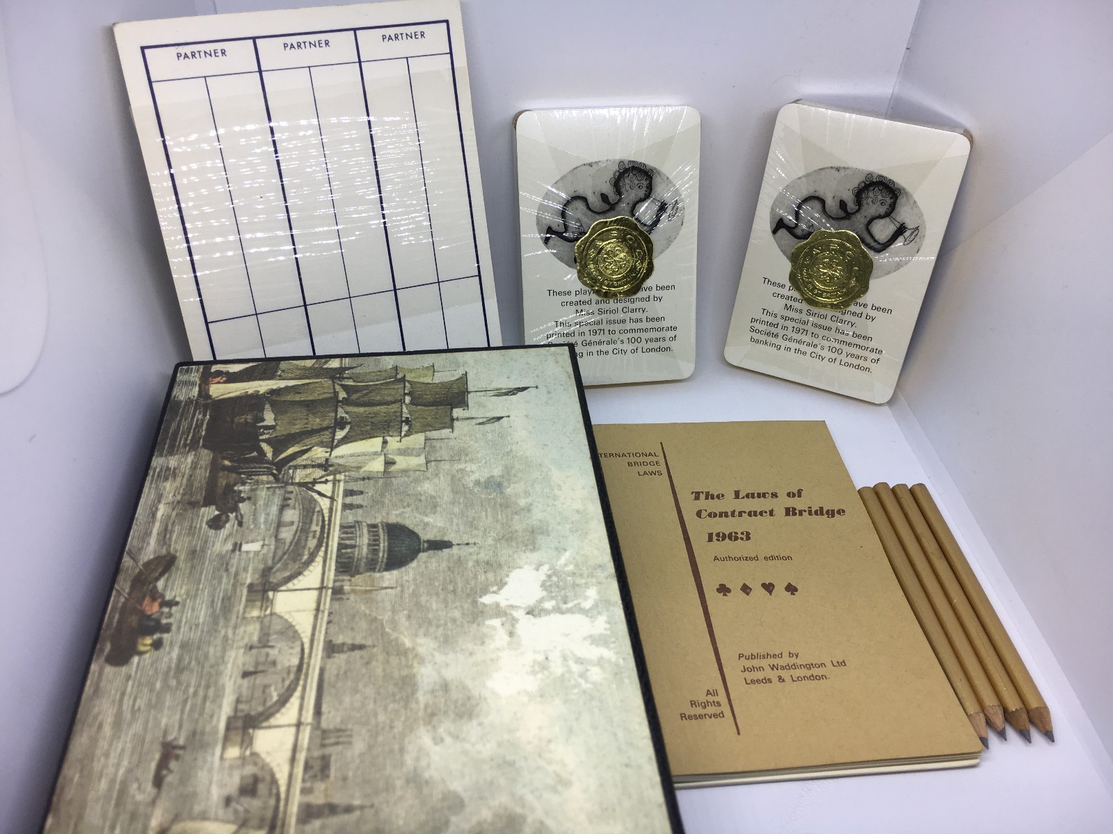 Twin sealed Siriol Clarry non standard bridge set 1971 vintage playing cards