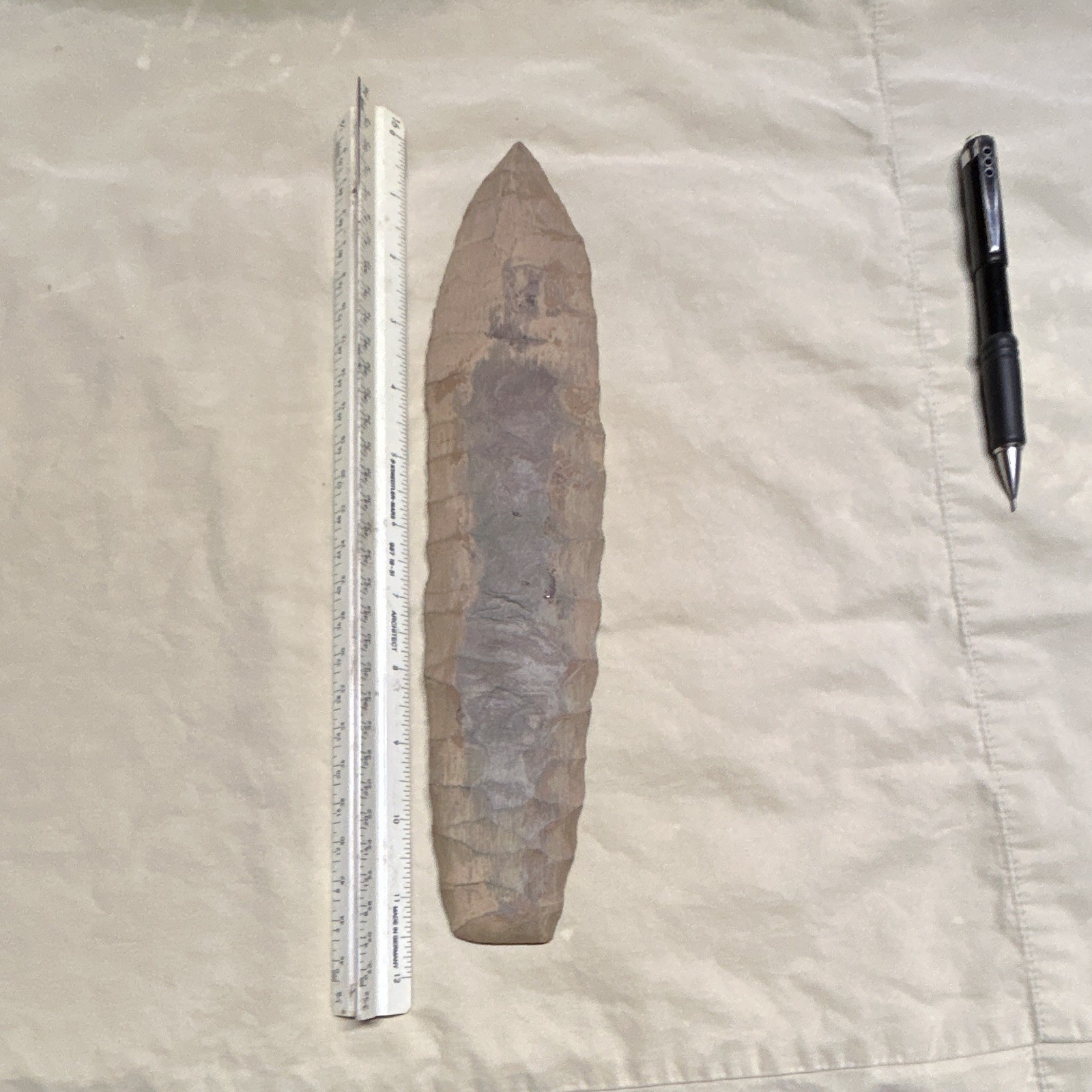 Large Flint Knapped Stone Spearhead Blade Point Artifact - Ownership History N/A