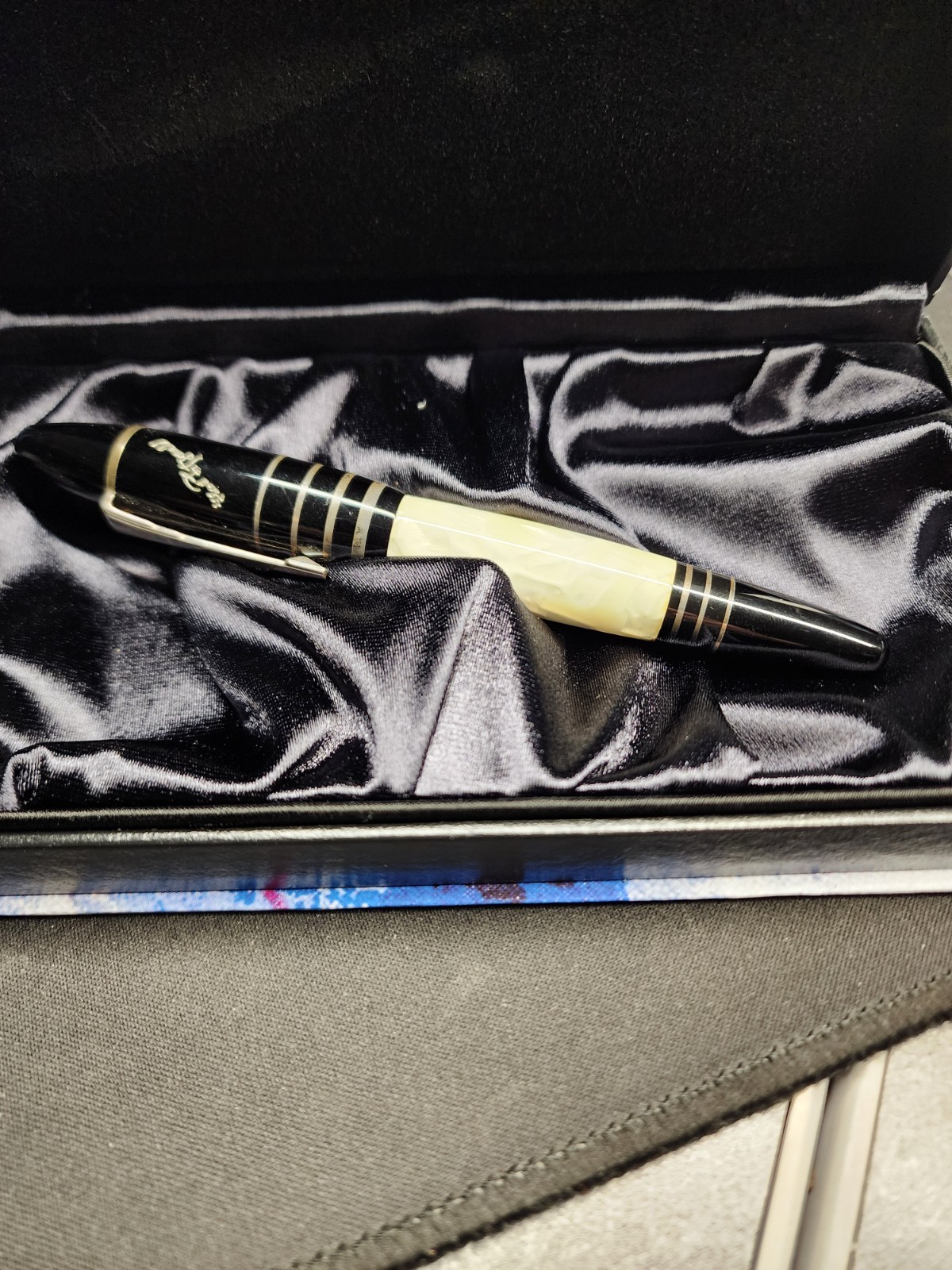 MontBlanc 2002 Writers Edition F. SCOTT FITZGERALD Fountain Pen - Used - F Nib