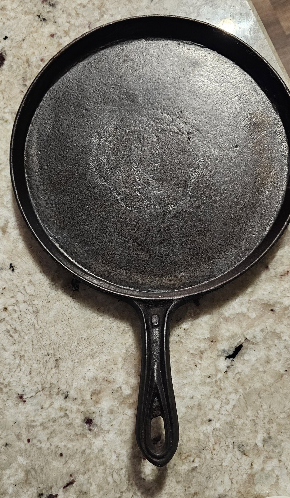 Antique 1800s Cast Iron Griddle 10\