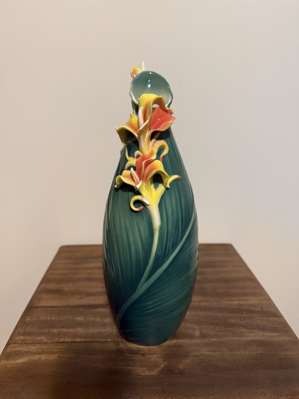 Franz Porcelain Vase “Brilliant Blooms” Collection
