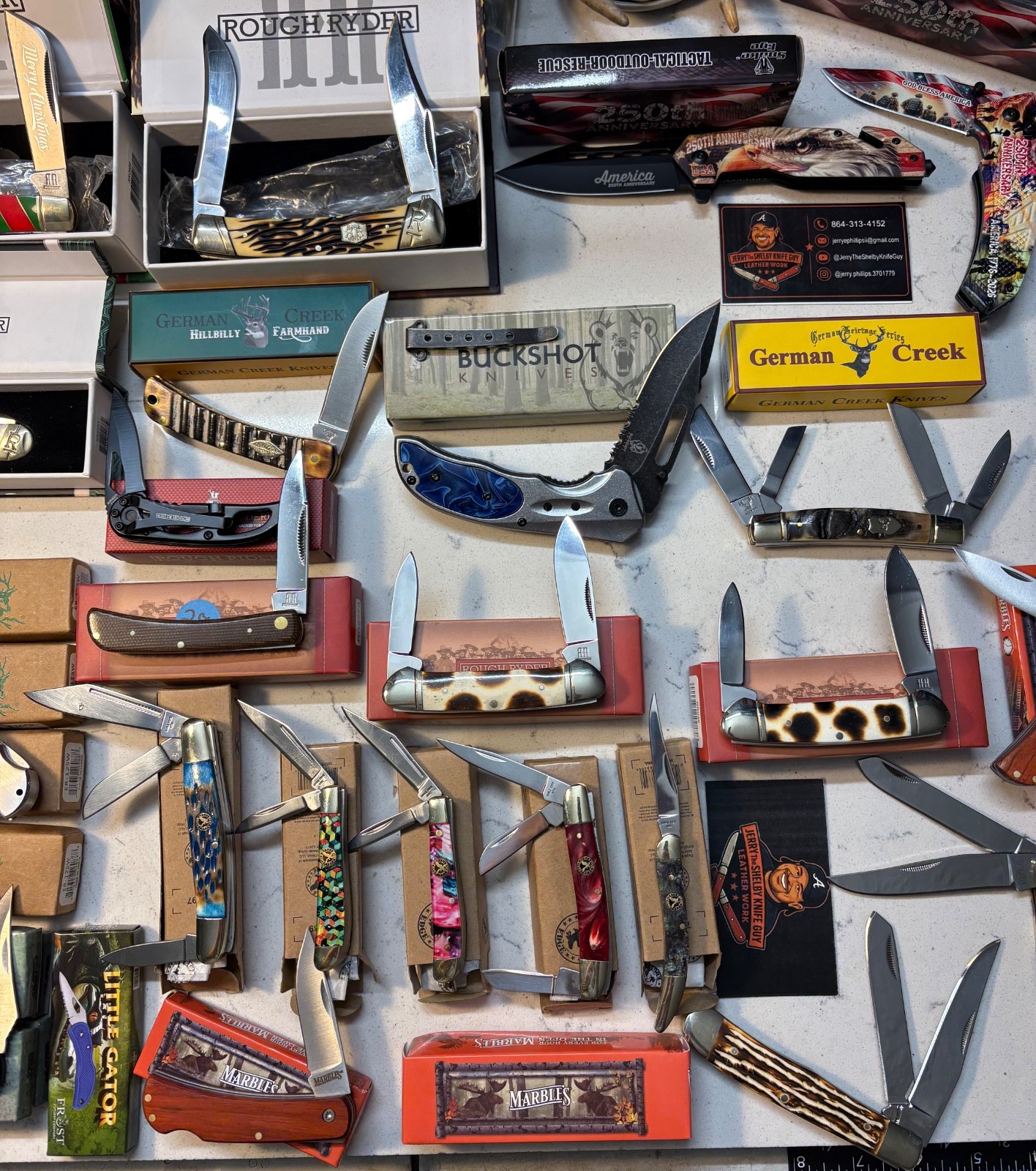 Huge NIB LOT OF 34 POCKET KNIVES MARBLES BUCKSHOT GERMAN CREEK ROUGH RYDER FROST