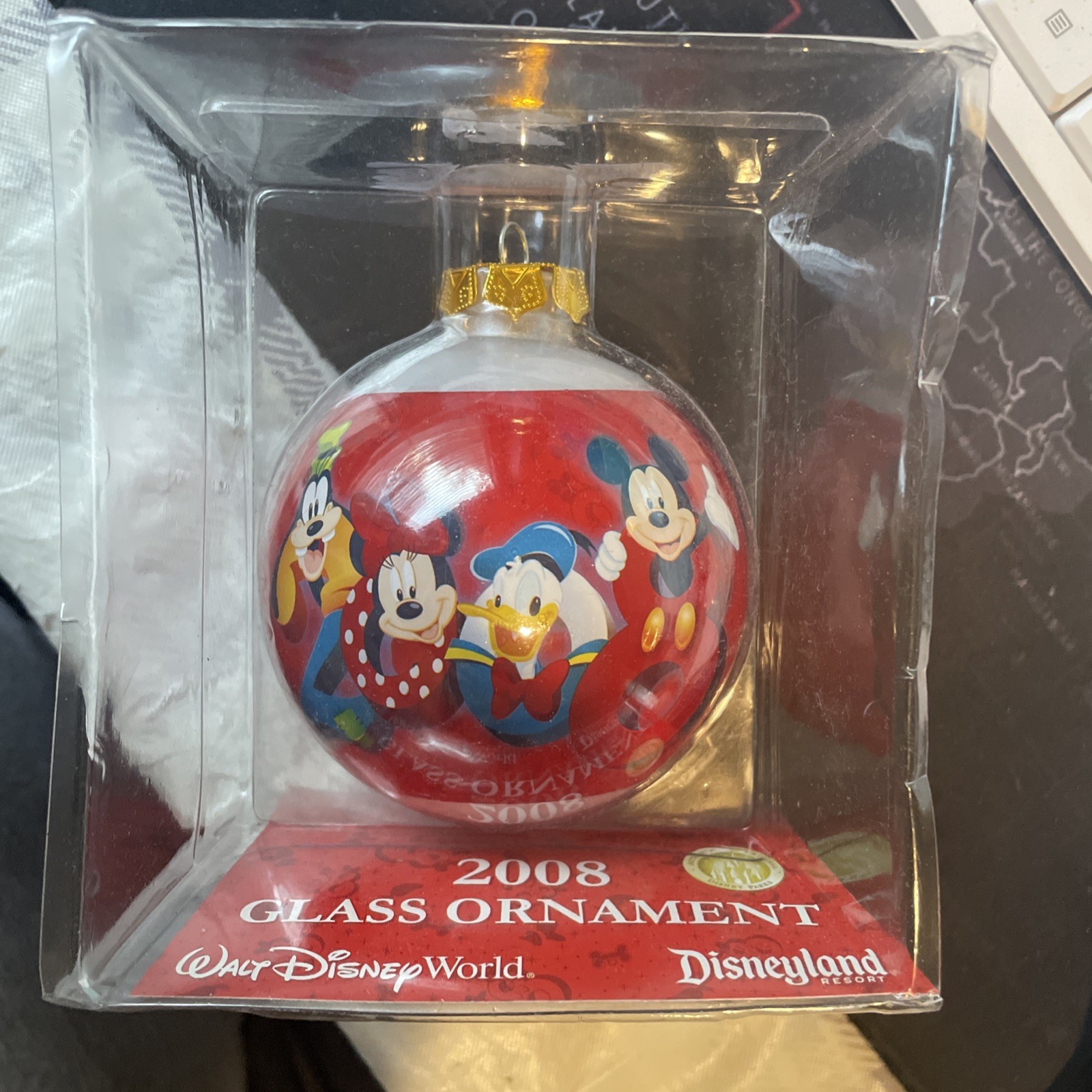 Walt Disney World 2008 Holiday ball ornament