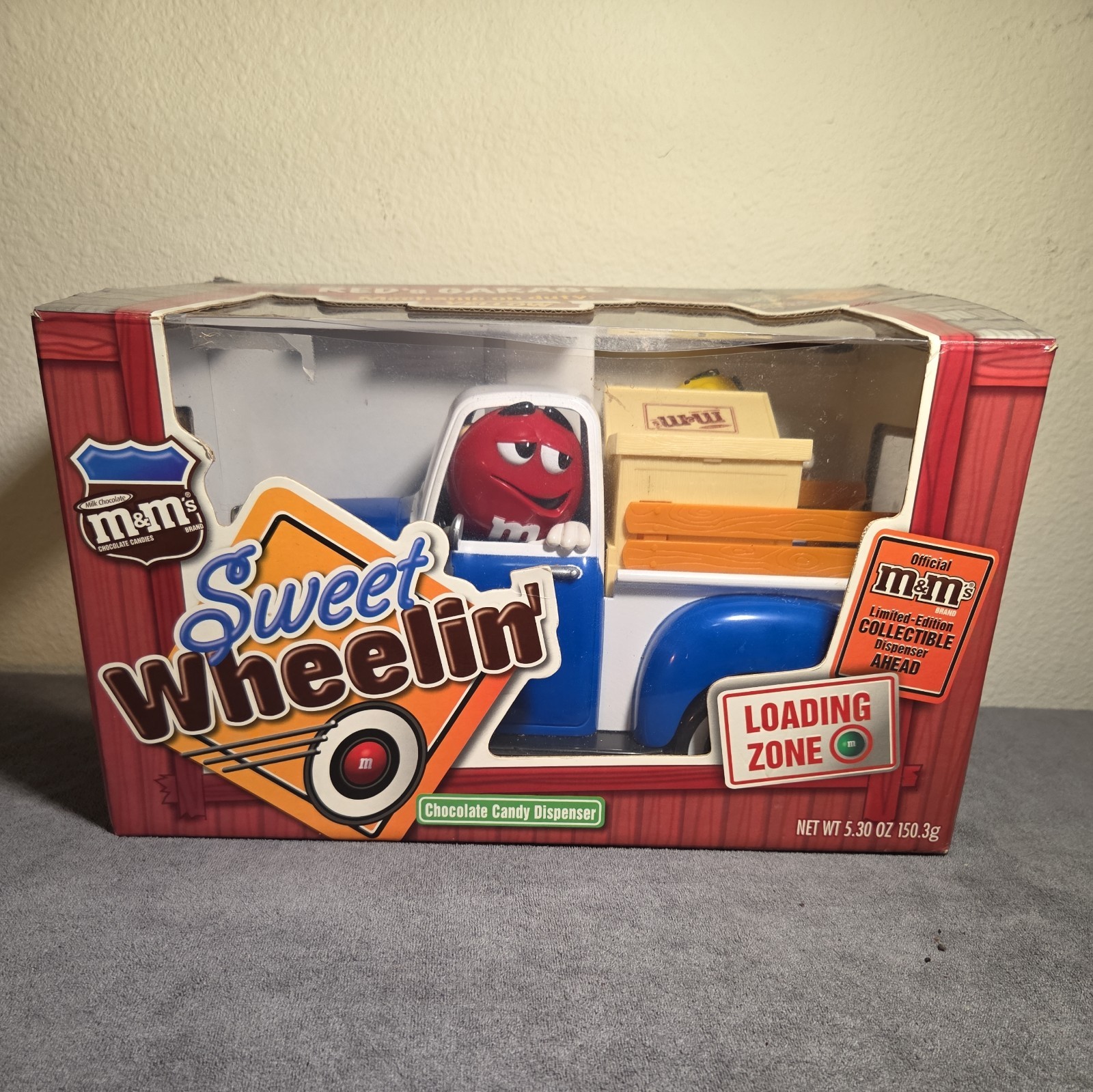 M&M\'s New Sweet Wheelin Red\'s Garage Red Pickup Candy Dispenser Yellow Mechanic