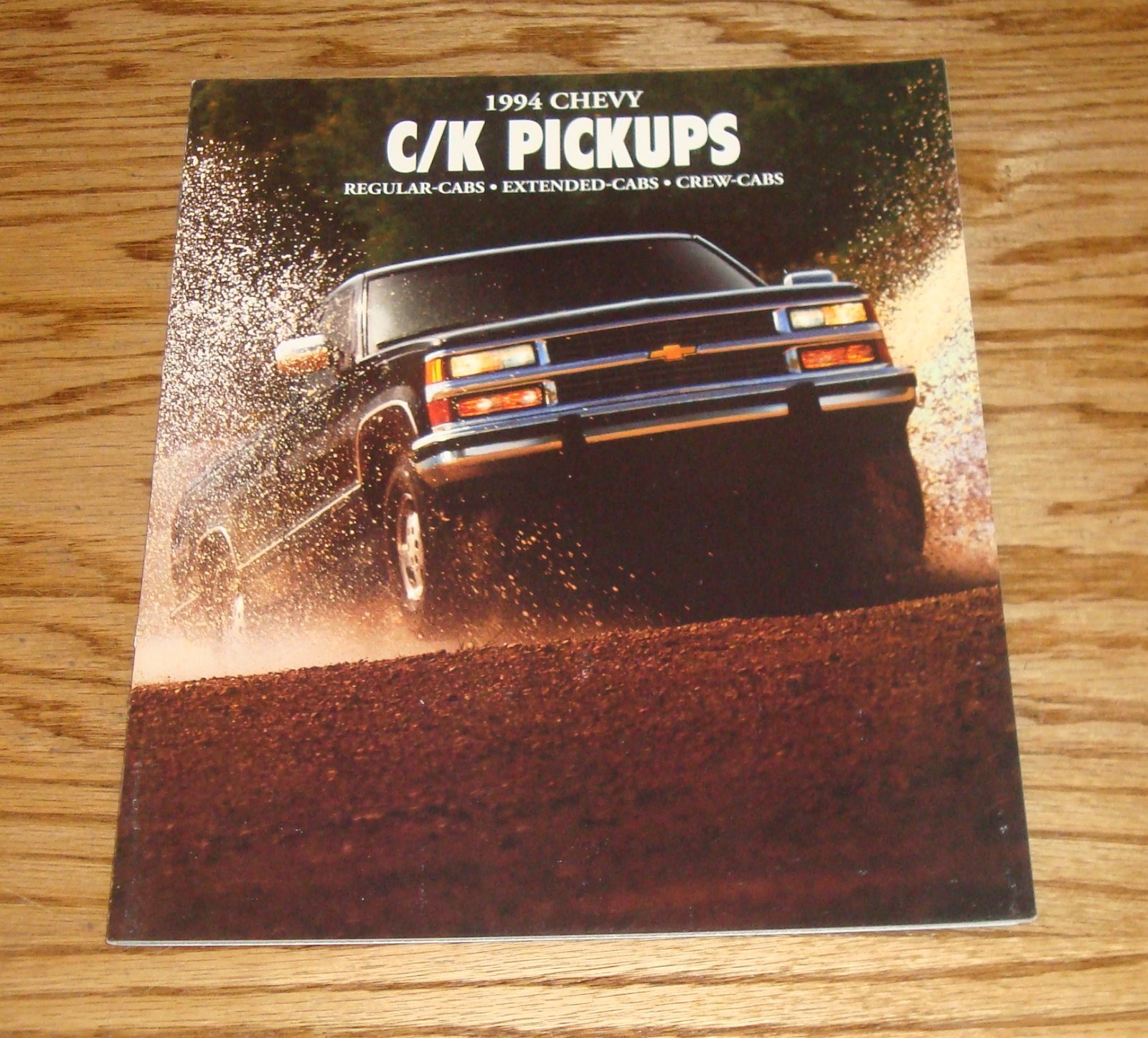 Original 1994 Chevrolet C/K Pickup Truck Sales Brochure 94 Chevy Silverado