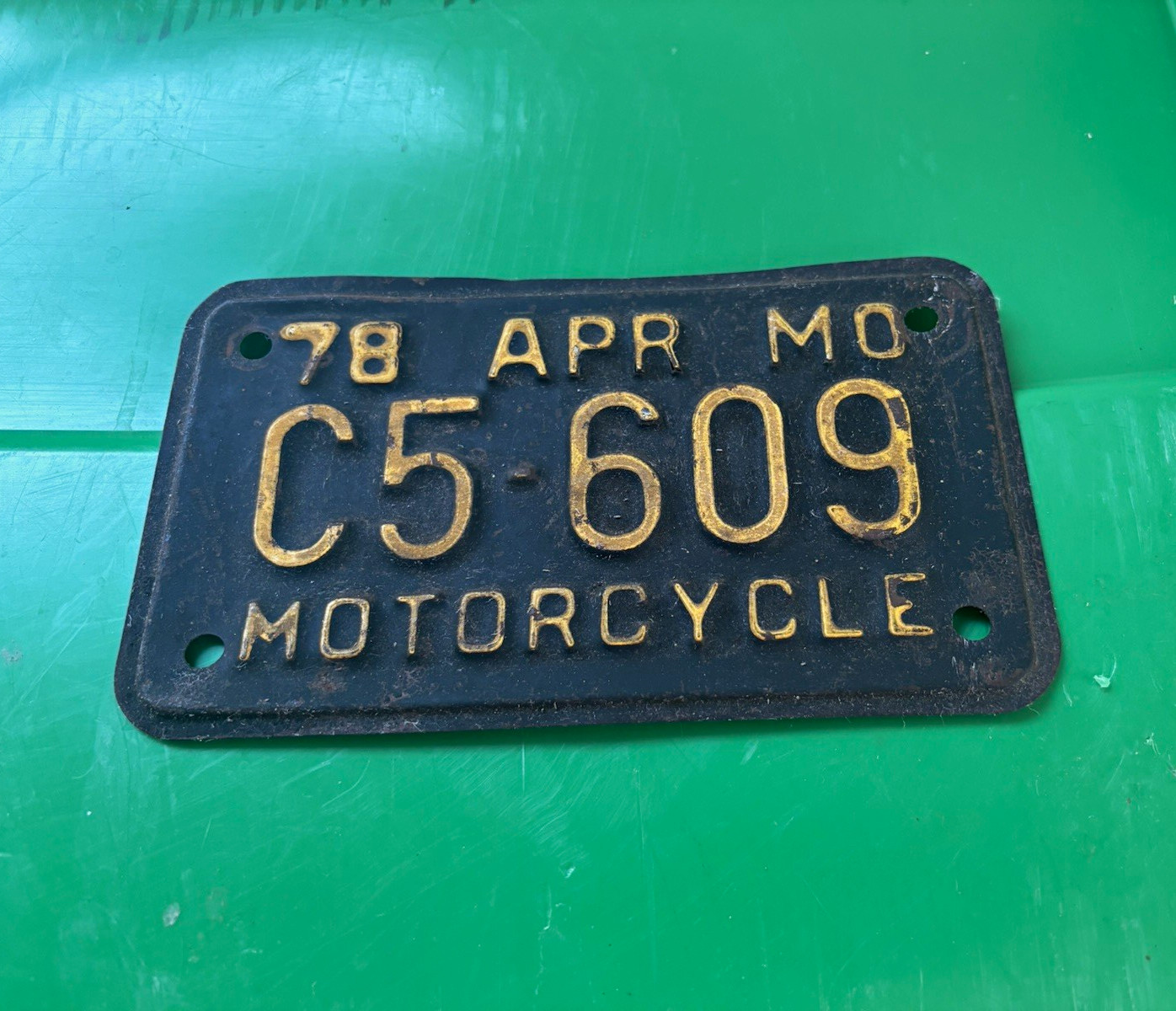 1978 Missouri MO Vintage Motorcycle License Plate Tag C5-609 APR