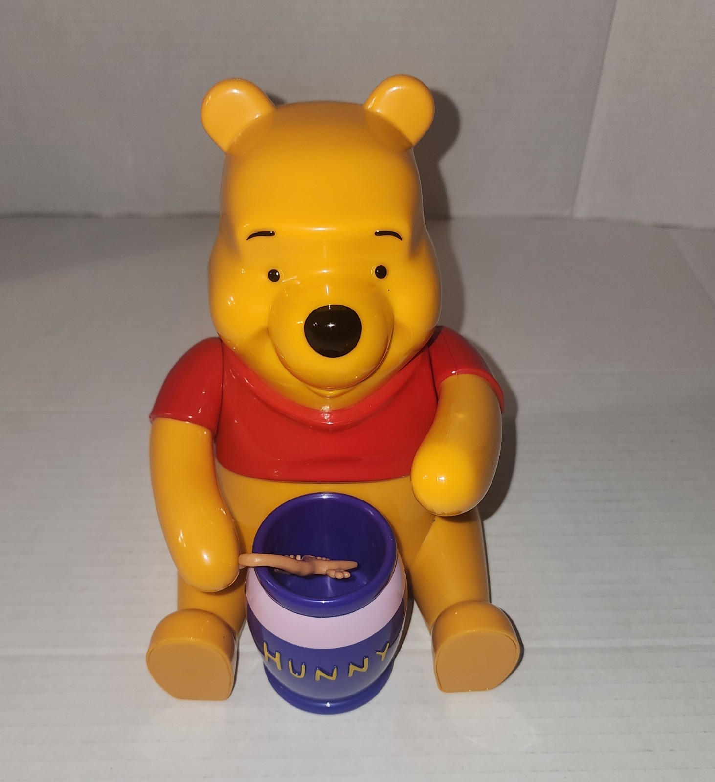 Vintage Disney Winnie The Pooh Bear Toy Bubble Blower Machine Tested Works  🫧 