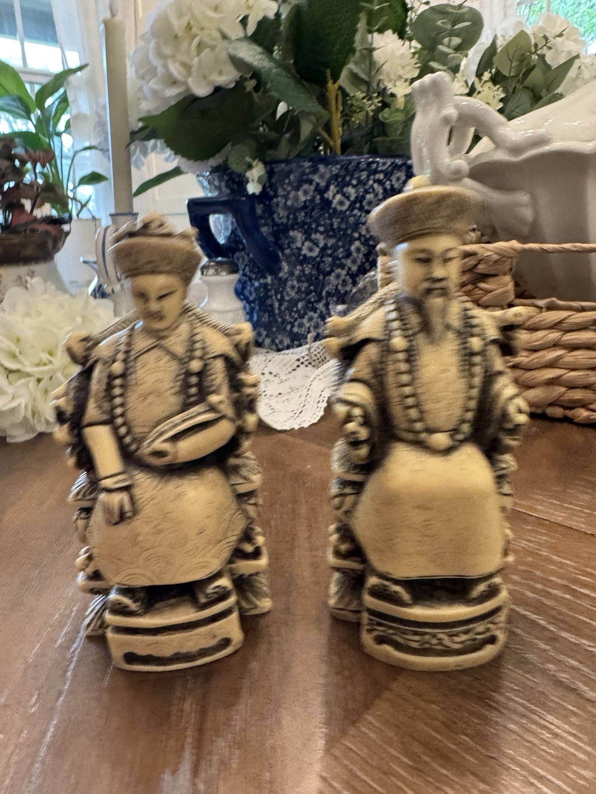 Vintage Chinese Carved Resin Emperor & Empress Statues Figurines Pair