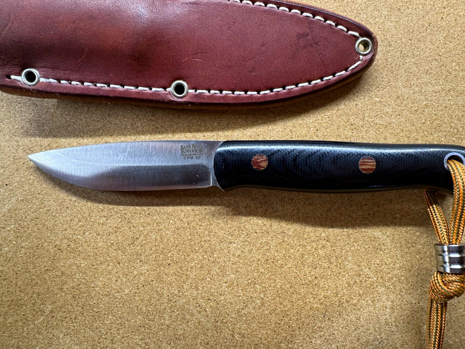 Bark River Ultralite Bushcrafter CPM-3V, Black G10 and Brown micarta W/ Sheath