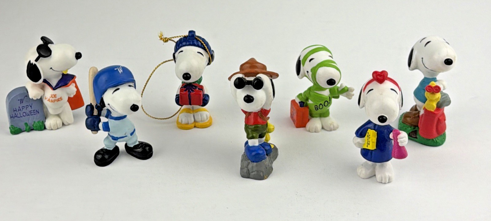 Vintage Peanuts Snoopy PVC Figurines Sports/Outdoors Lot Of 7