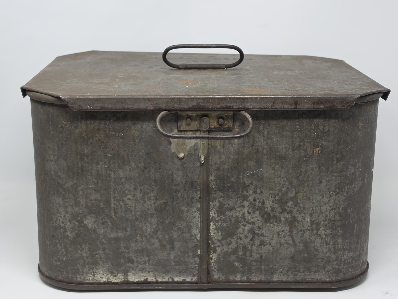WWII US Army Quartermaster Metal Box 1940 A.L. Cahn & Sons No. 54. Made In USA