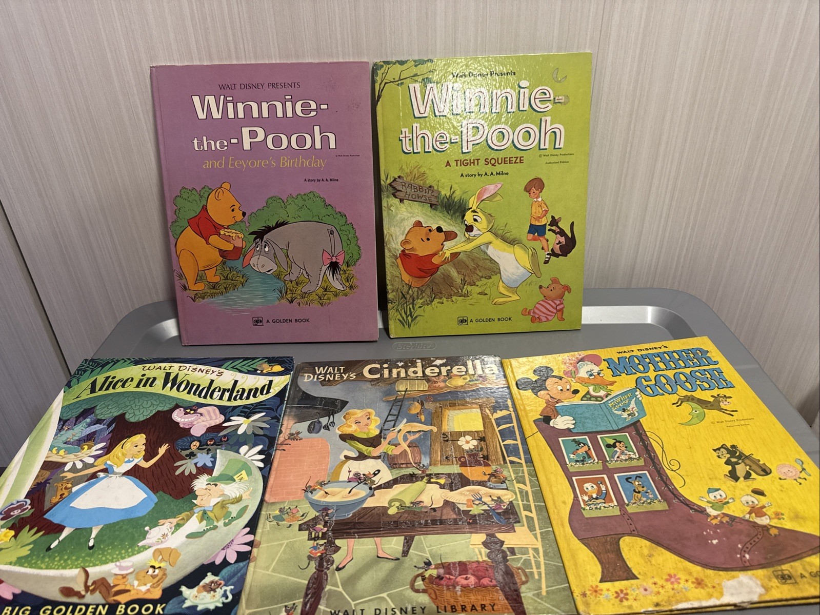 Vintage Walt Disney Golden Book Set Of 5 Immaculate Condition Vintage Walt Disney Golden Book Set Of 5 Immaculate Condition