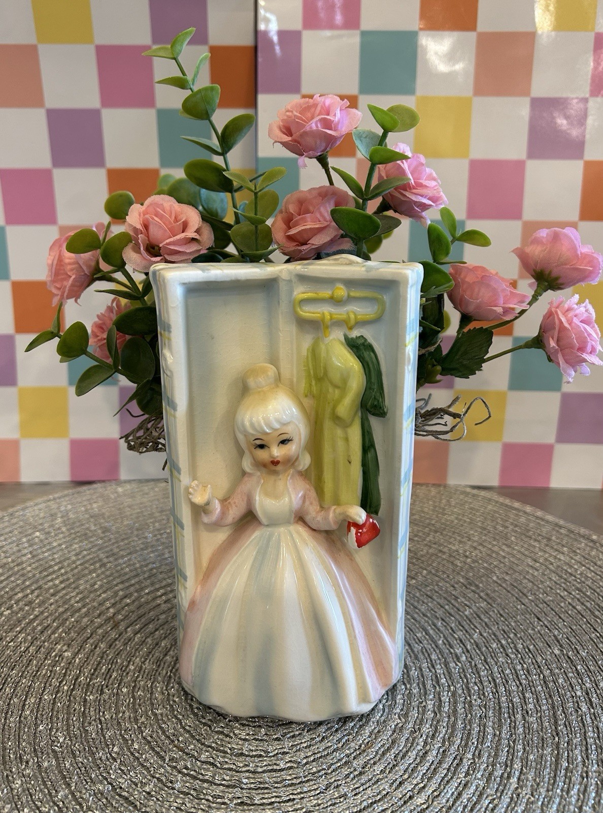Ucagco Girl With Wardrobe Planter