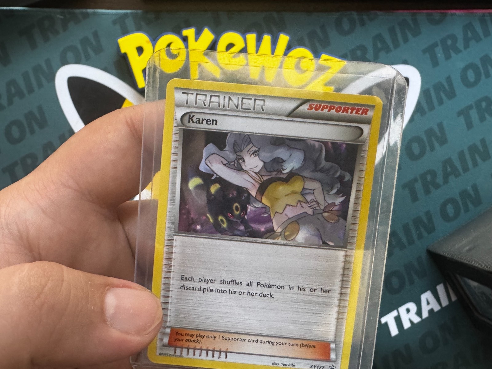 Karen - XY177 - XY Black Star Promo - Pokémon TCG NM/LP