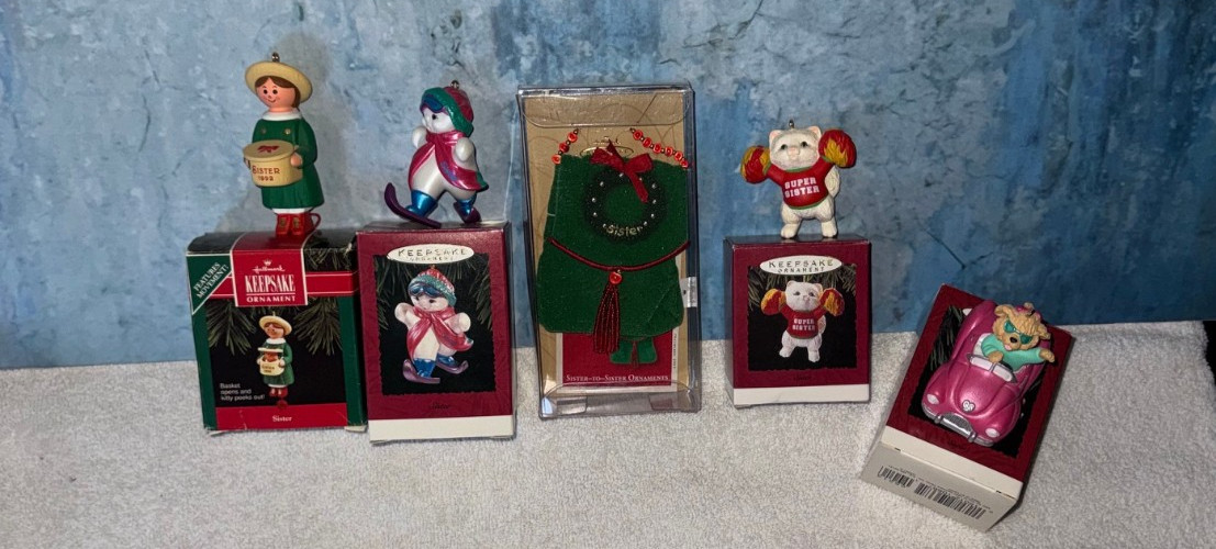 Hallmark Keepsake Ornament lot  \
