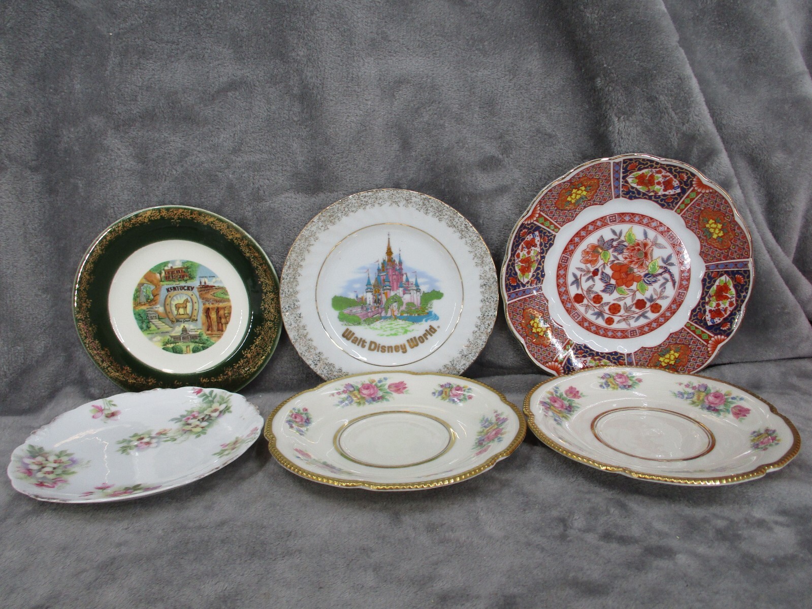 Disney Kentucky Souvenir Plate Set Floral Ceramic 6