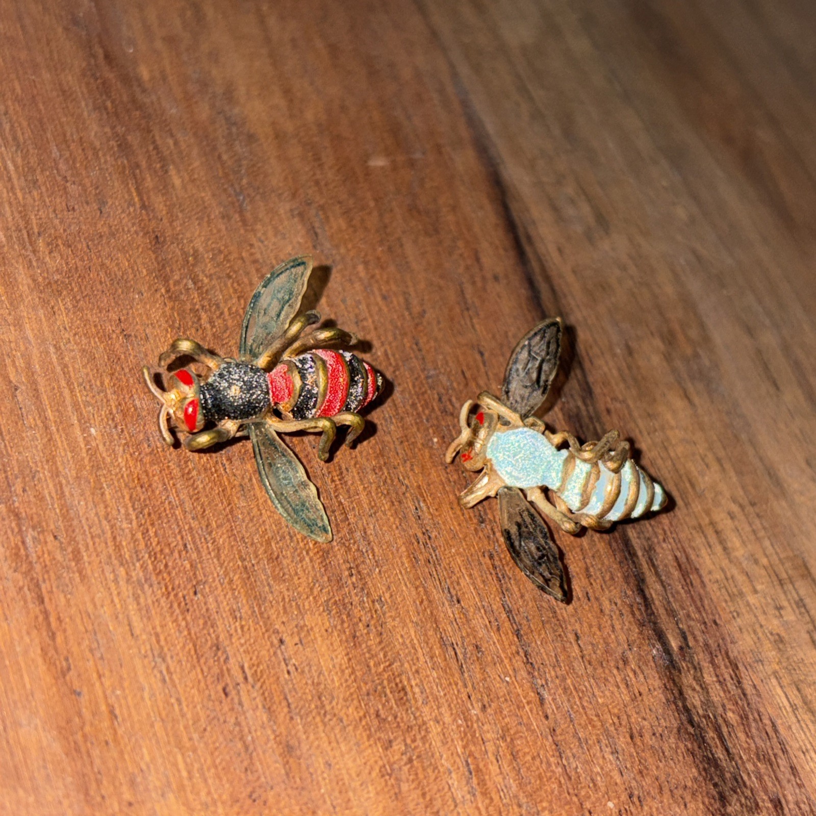 Pair Of Vintage Bee-shaped Enamel Pinback Brooch