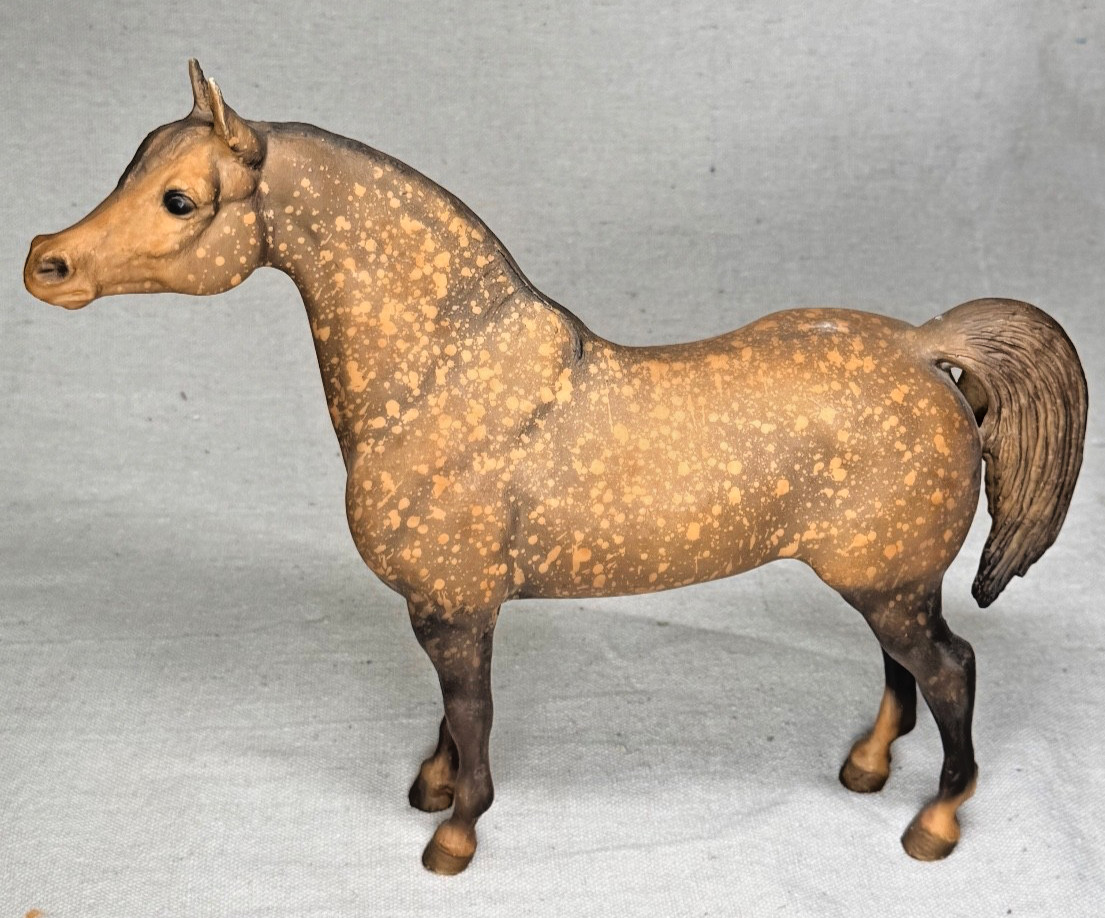 Vintage Breyer Arabian Stallion Horse Brown Tan Splatter Paint USA Traditional