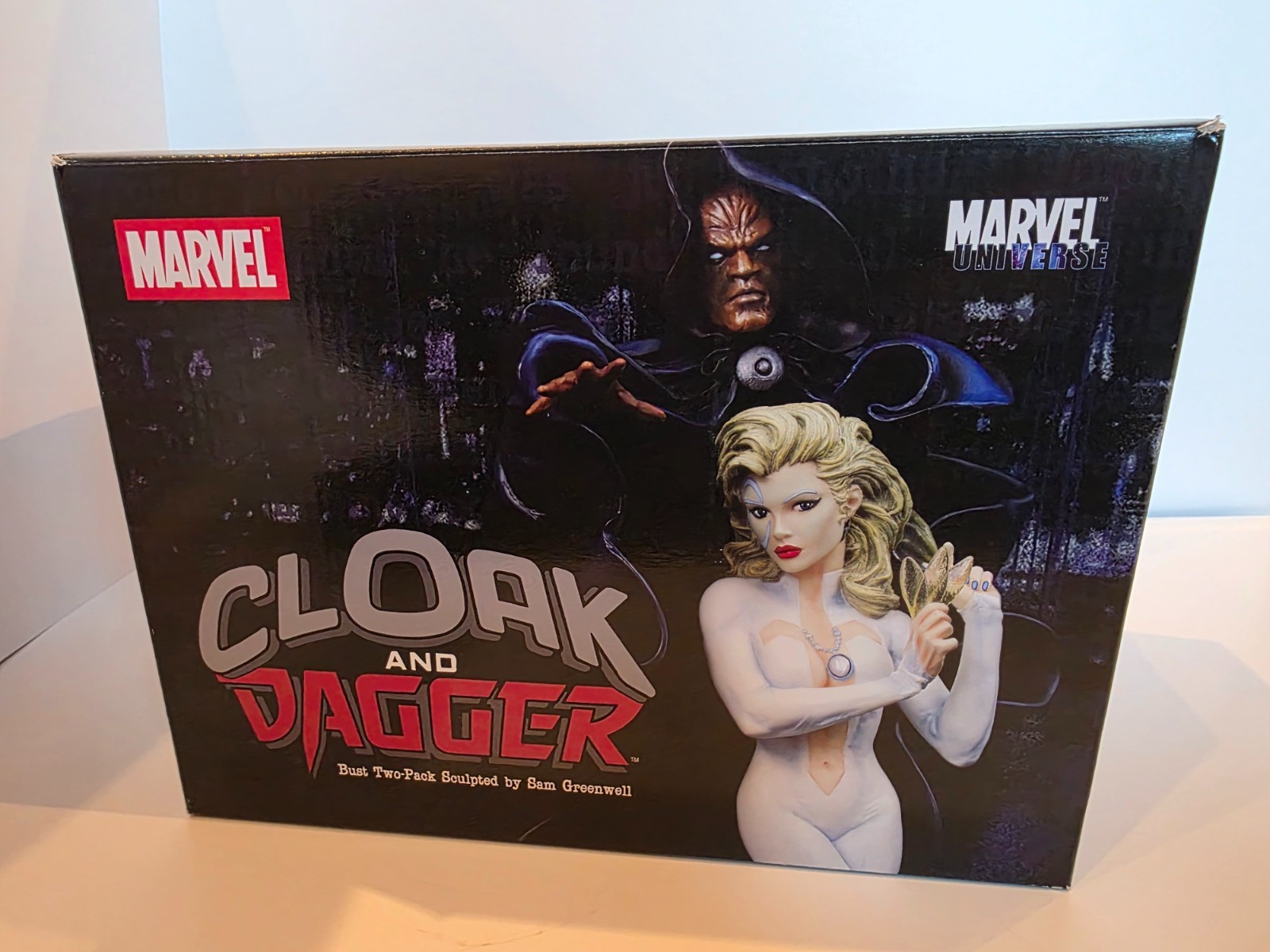 Diamond Select Marvel Cloak and Dagger Bust Two-Pack 2004 #984/2500 COA Box