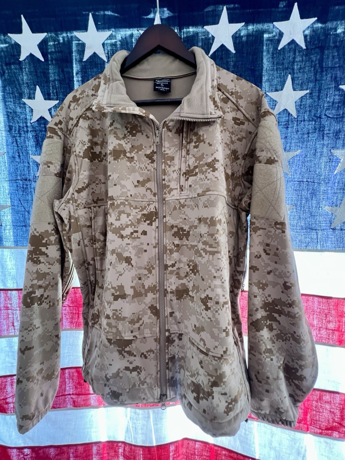 NWOT Beyond Clothing AOR1 Cold Fusion Rig Softshell Jacket A5 Navy Seal DEVGRU L