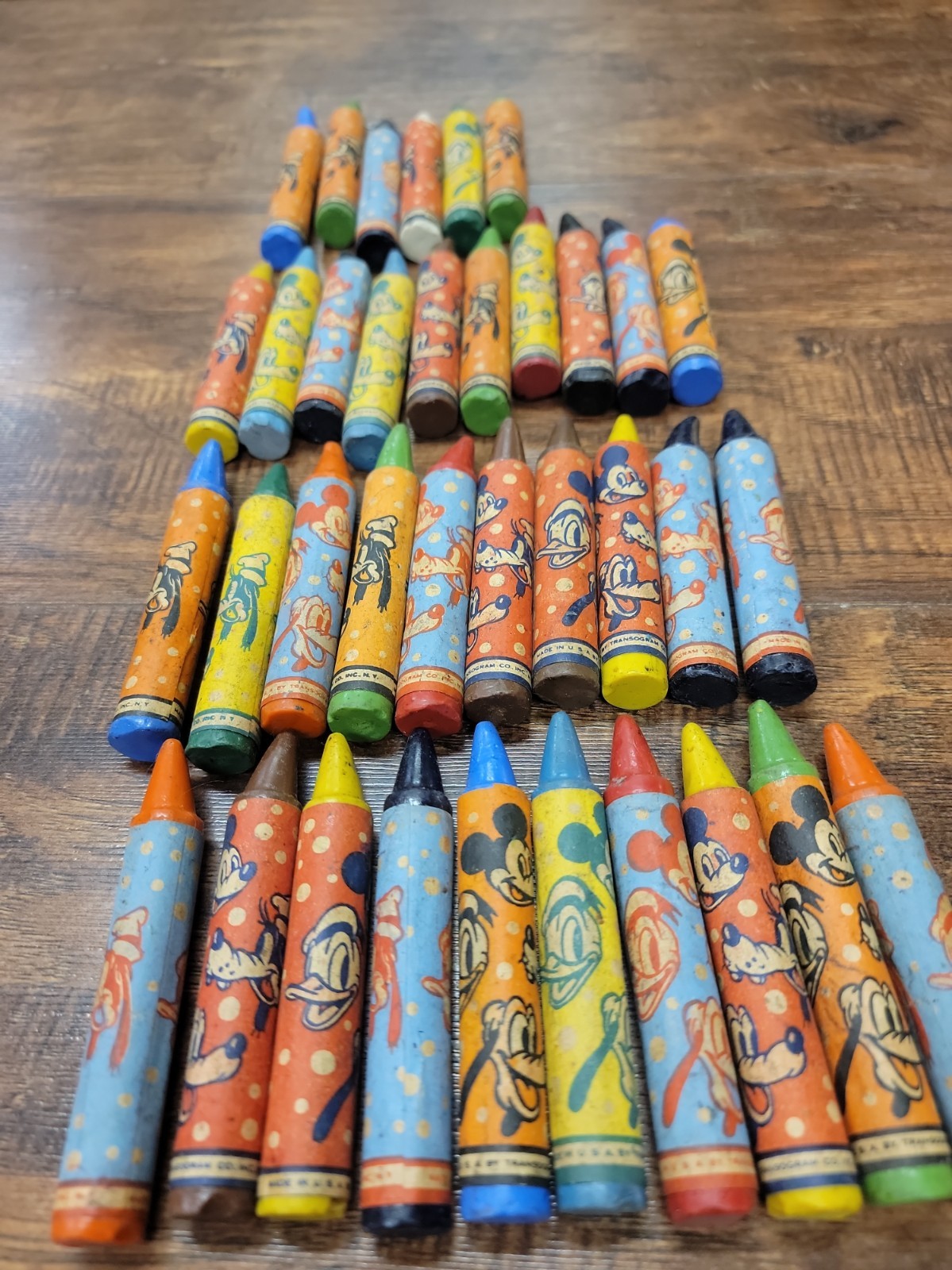 Vintage Disney Transogram Crayons Lot of 36 UNUSED Mickey Donald Goofy 1940s 195