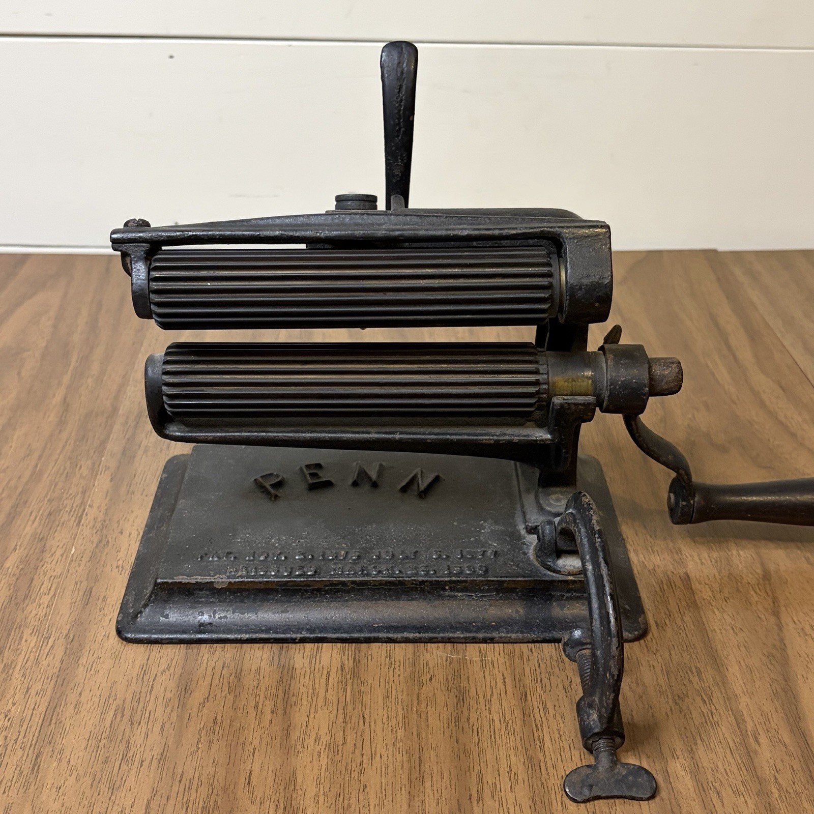 Antique 1880’s PENN Fluting Pleating Crimper American Machine Co Cast Iron