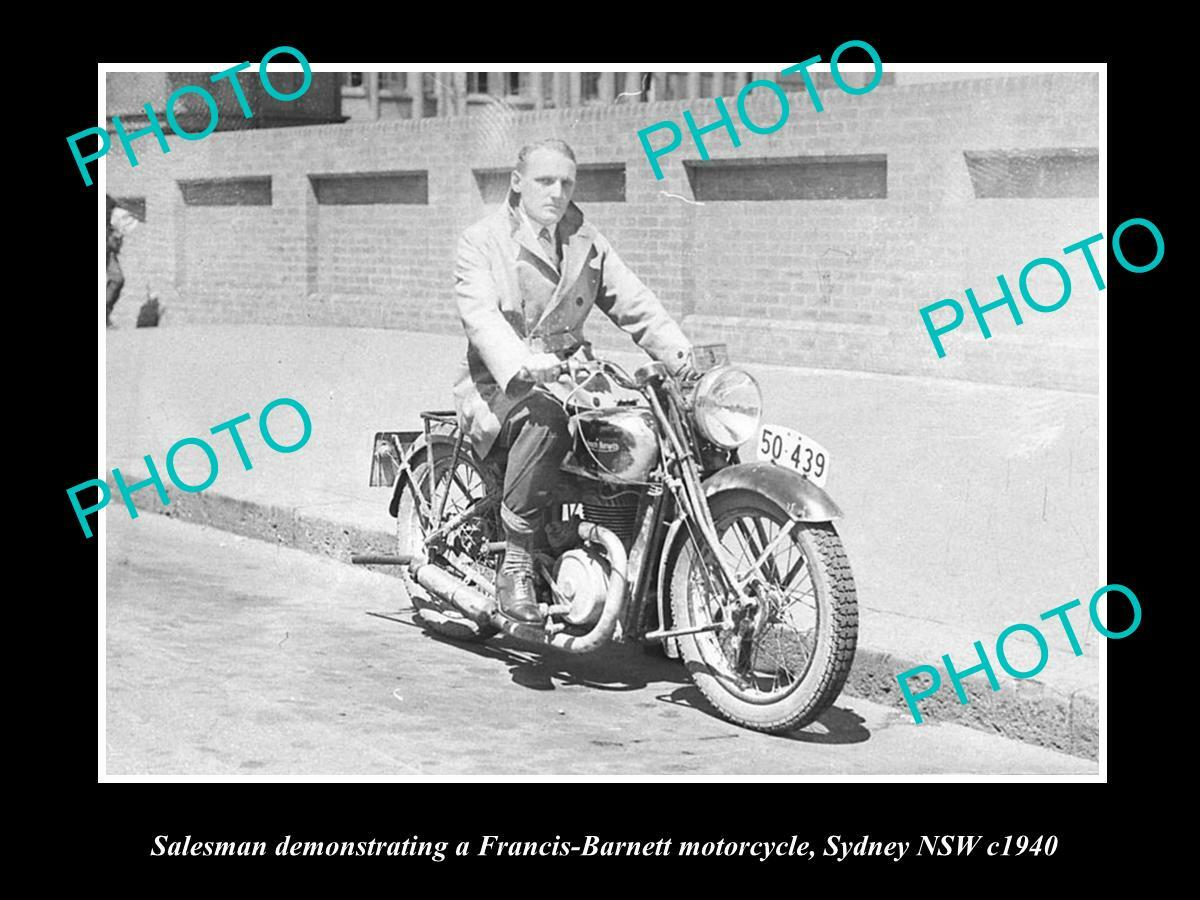 OLD POSTCARD SIZE PHOTO OF SALESMAN WITH FRANCIS BARTNETT MOTORCYCLE c1940