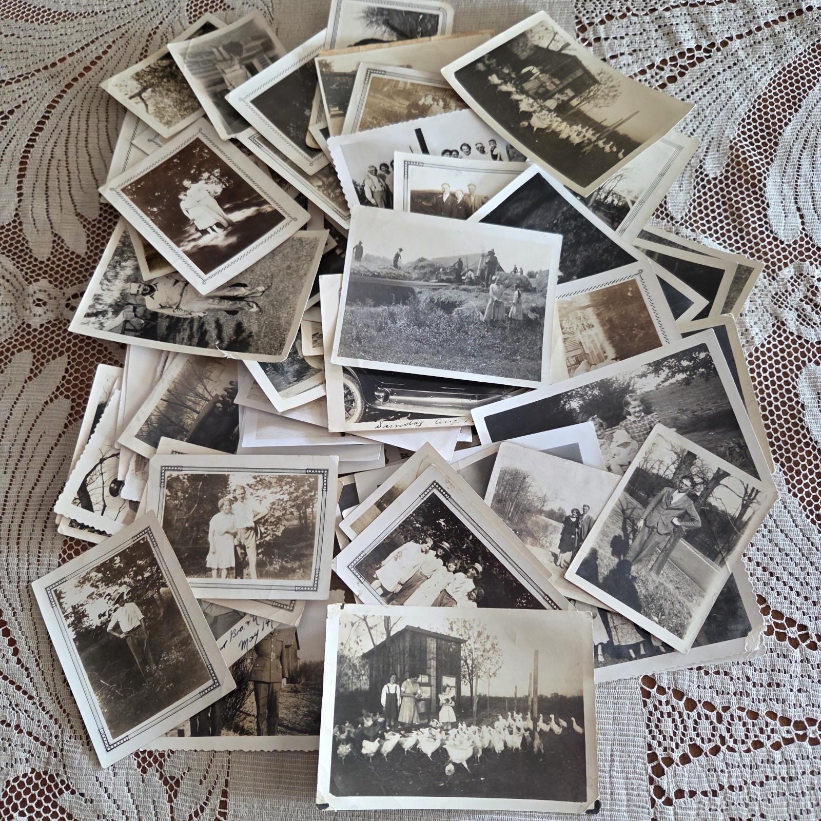1920s-40s Lot of 85 Old Snapshots Photos Vintage B&W Photographs Some Identified