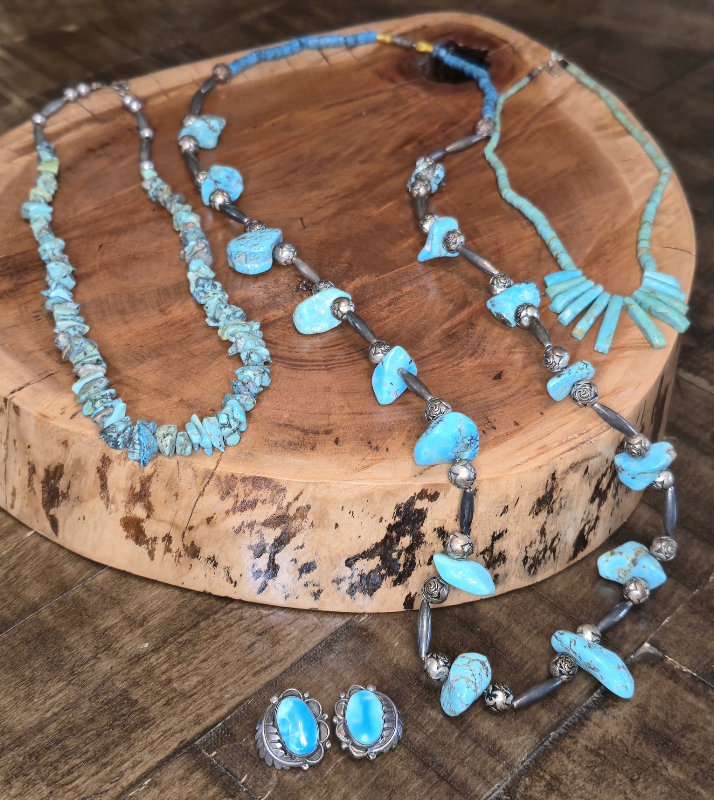 Authentic Native American (Navajo) Turquoise Silver Jewelry Necklaces Earrings