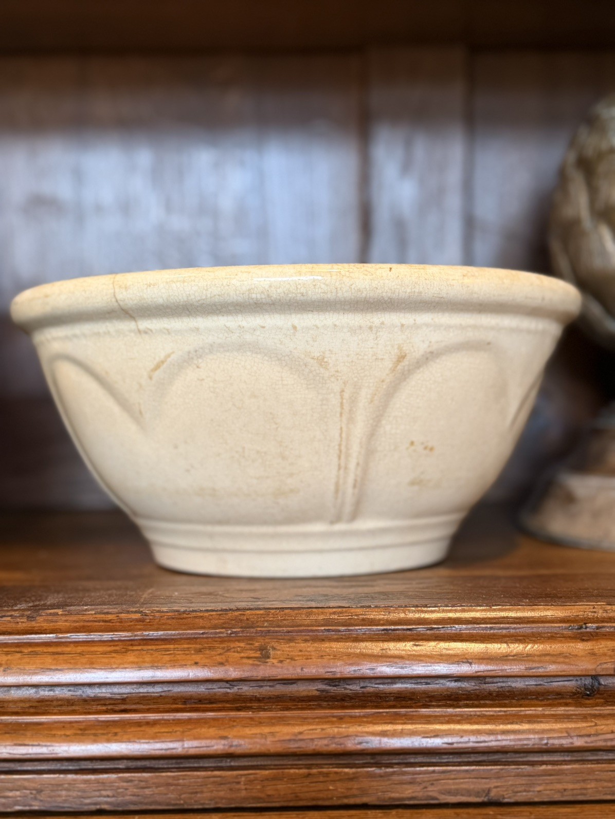 Primitive Farmhouse Toasty Stained White Ironstone 10.75” Heart & Rope Bowl
