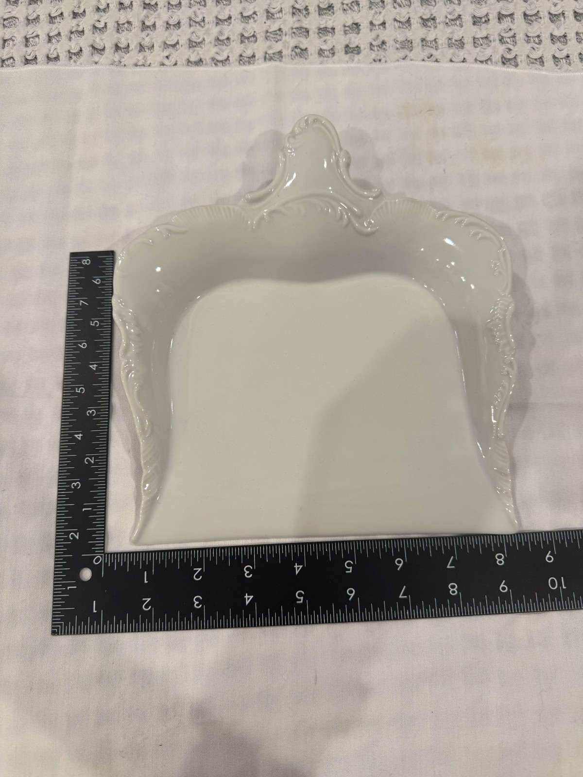Vintage White porcelain dustpan home decor-Mayland China Made in Japan