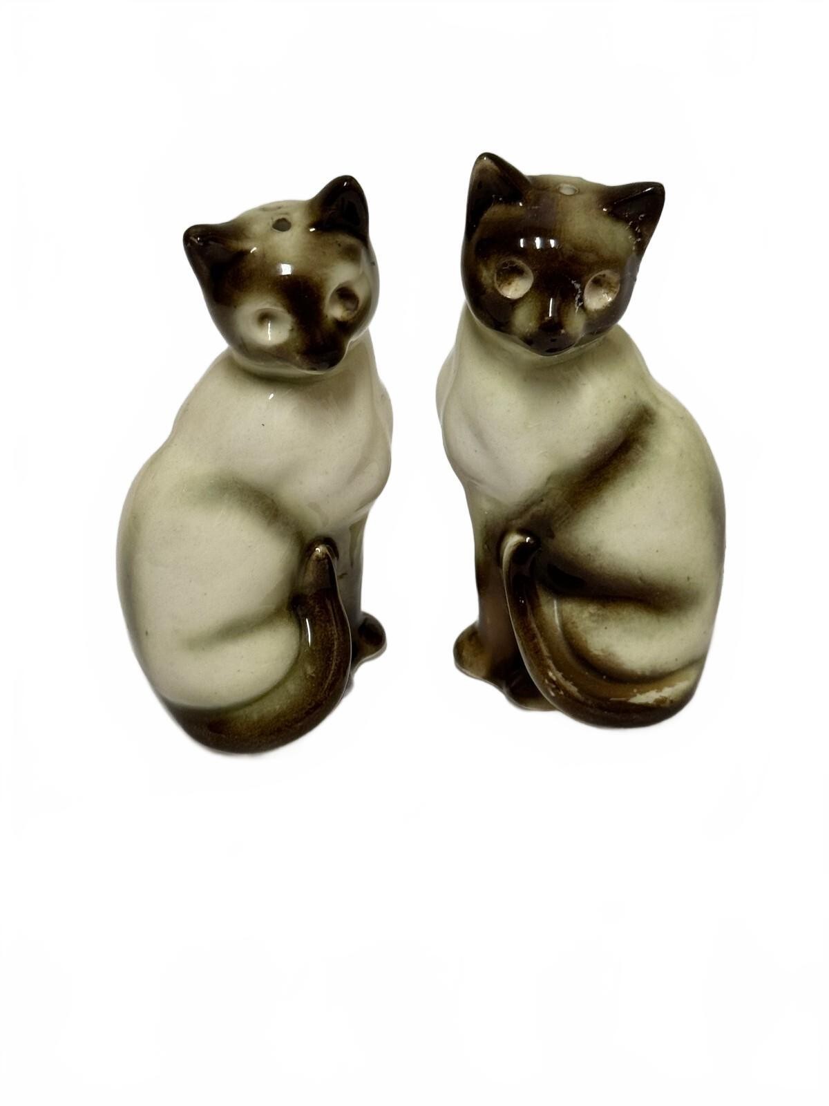 Vintage Siamese Cat Salt & Pepper Shakers Japan Mid Century Ceramic Figurine Set