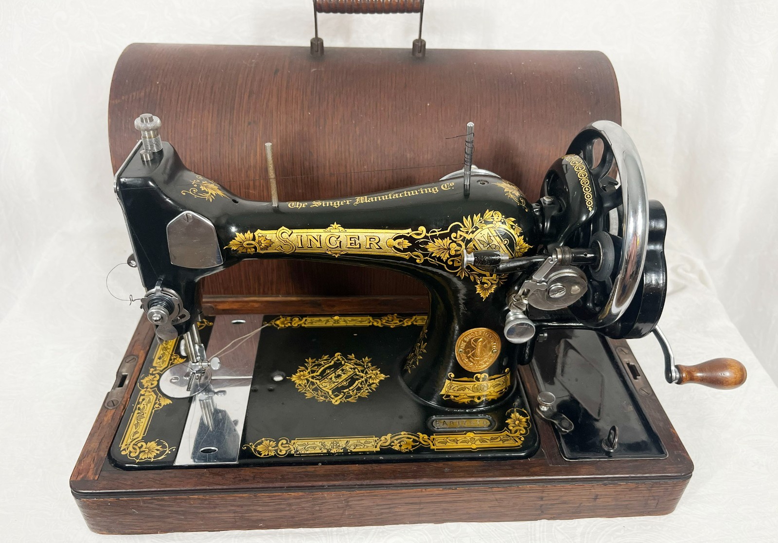 1936 Singer model 28 Hand Crank Sewing Machine Victorian Decal Set BentWood Case