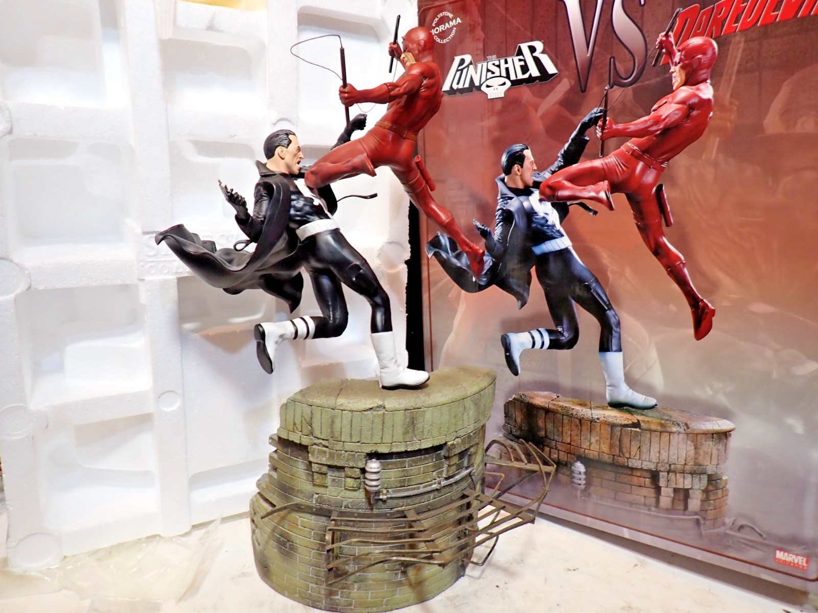 RARE Sideshow Collectibles Punisher vs Daredevil Diorama MARVEL SAMPLE Statue MT