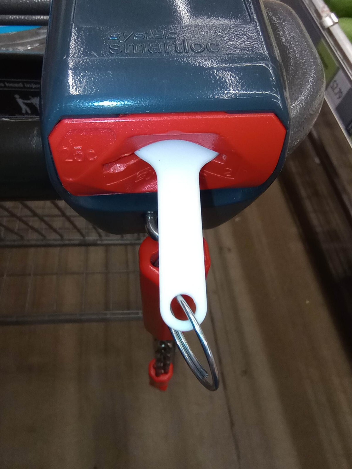 3D Printed Aldi Shopping Cart Keychain - Quarter-Saver, Convenient & Durable