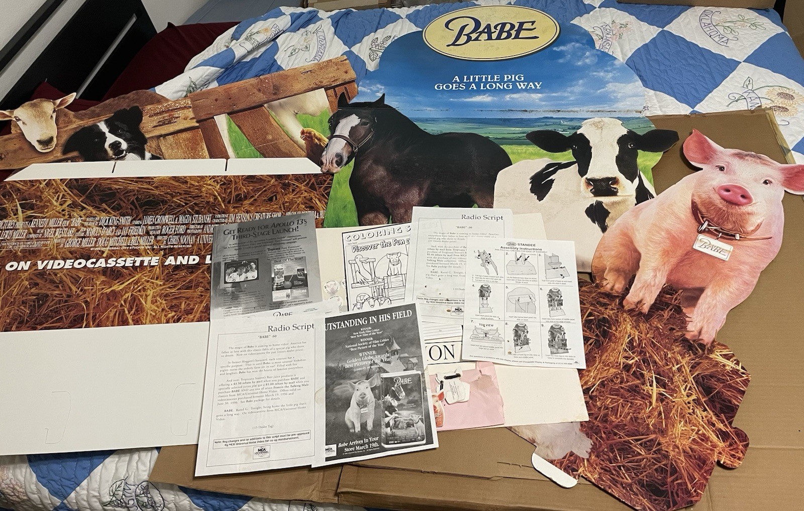 1995 Universal Studios, Movie Babe Large 3d Display  Kit Store Standee In Box