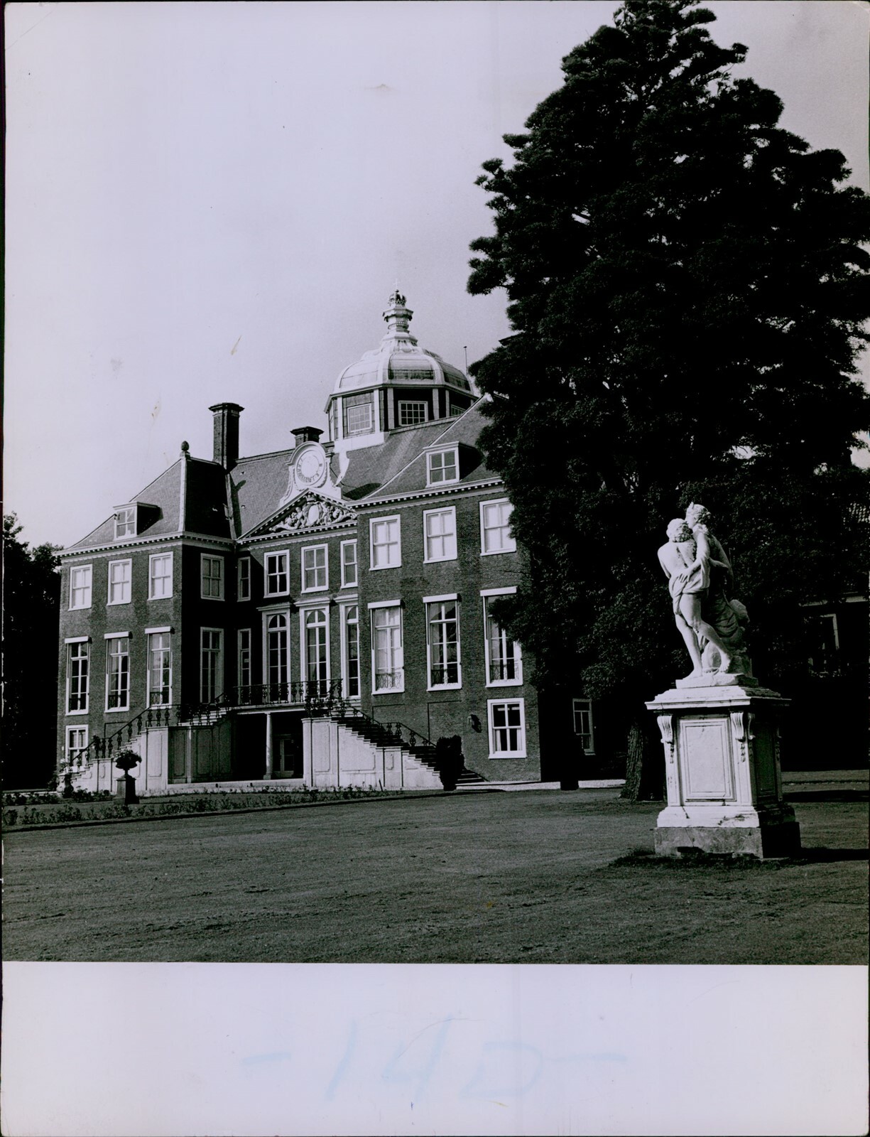 LG830 1969 Original Photo ROYAL PALACE HUIS TEN BOSCH The Hague Netherlands Bldg