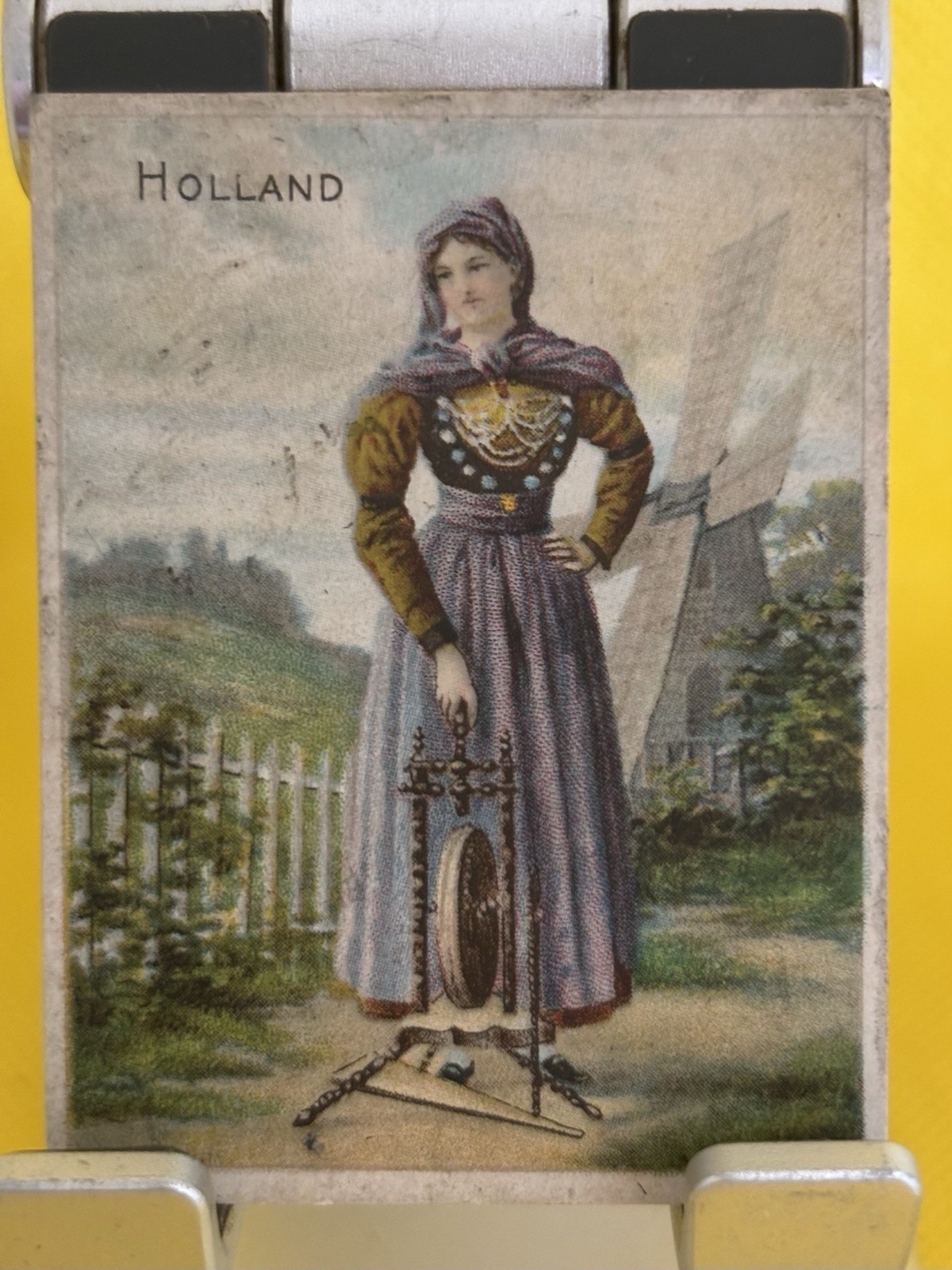 T52 Helmar Costumes & Scenery Tobacco Card, 1912, Holland